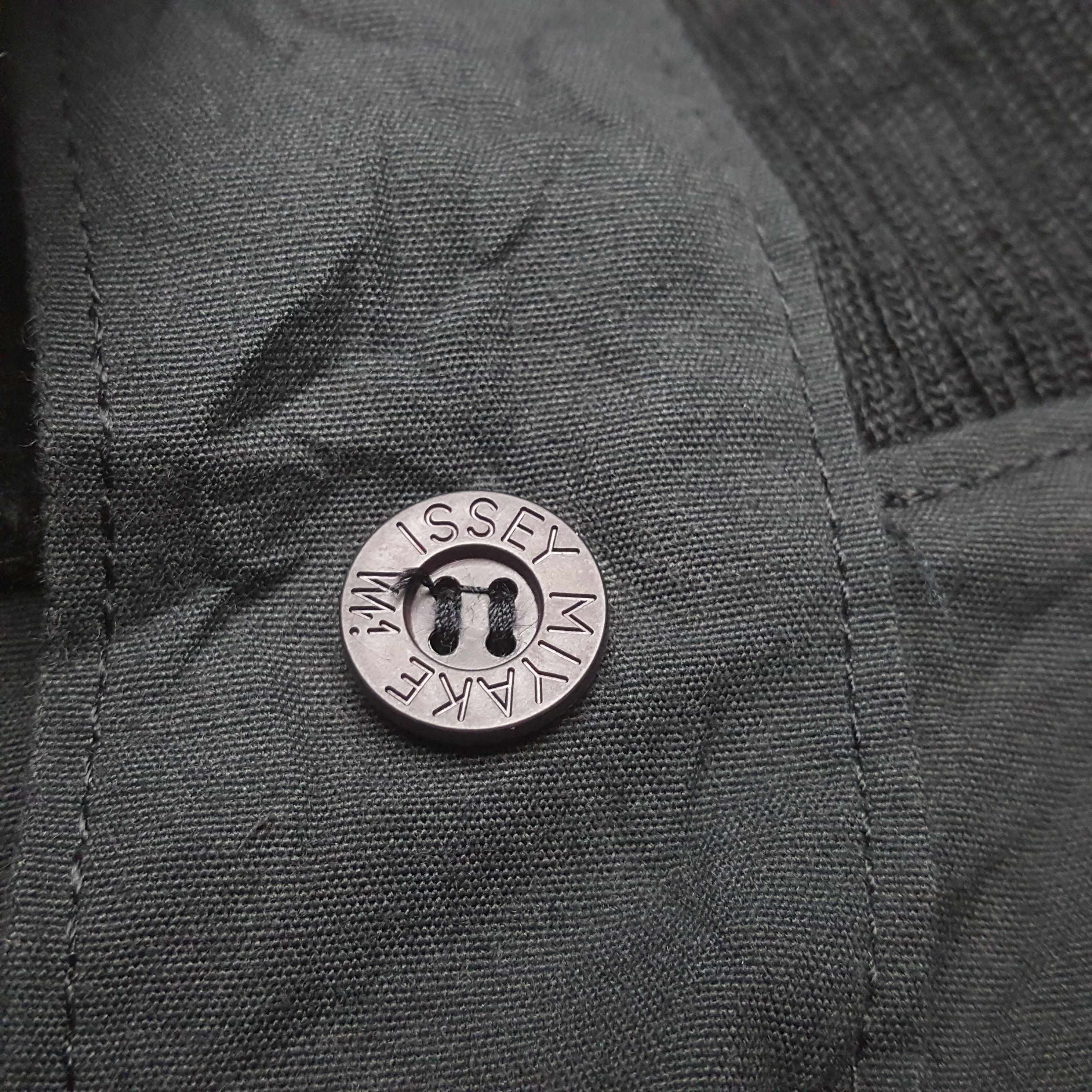 Issey Miyake × Japanese Brand × Vintage Vintage Issey Miyake Japanese Brand Long Jacket Size XXL / US 16-18 / IT 52-54 - 5 Thumbnail