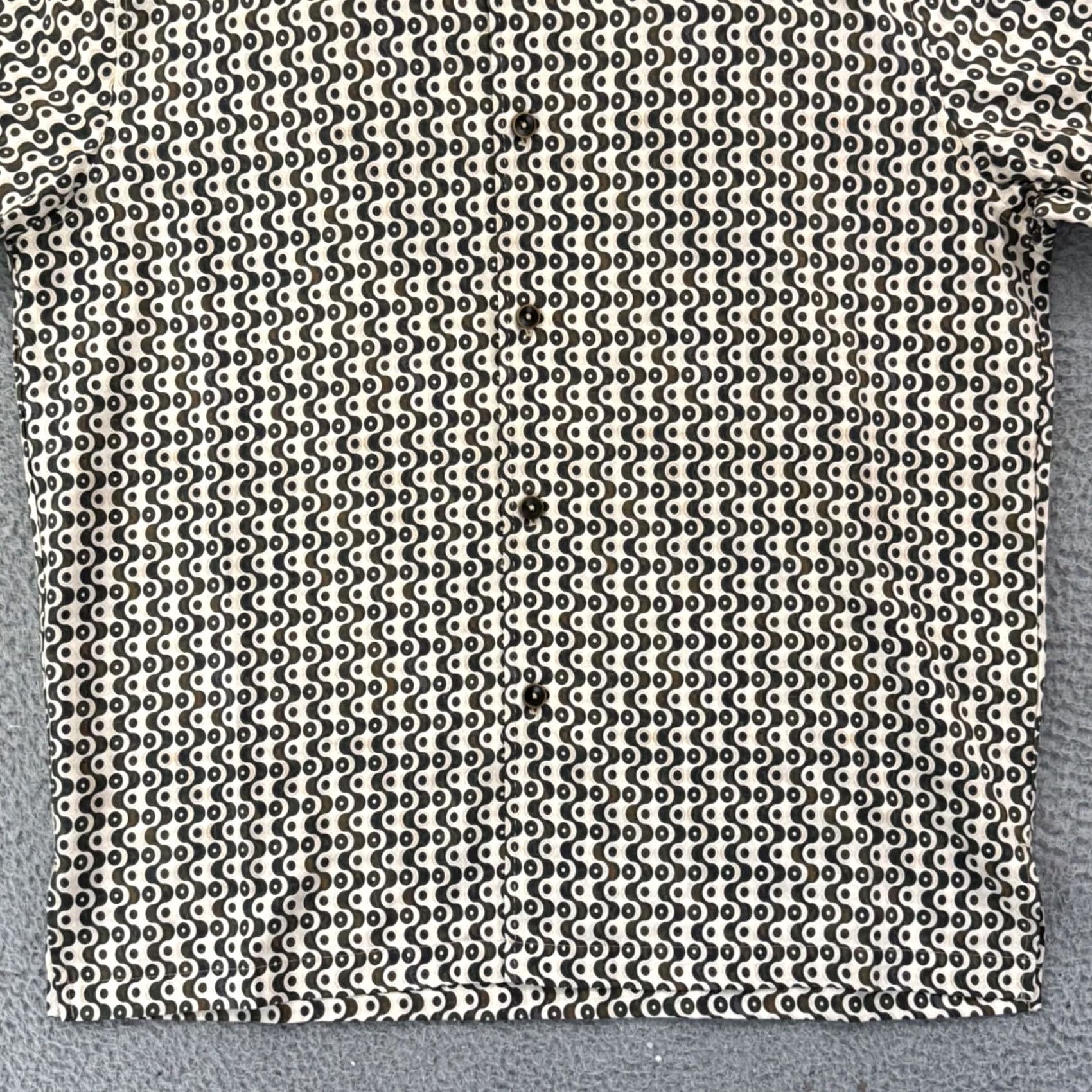 Vintage Trient Luxury Apparel Shirt Mens XL Abstract 100% Silk Button Up Short Sleeve Size US XL / EU 56 / 4 - 2 Thumbnail