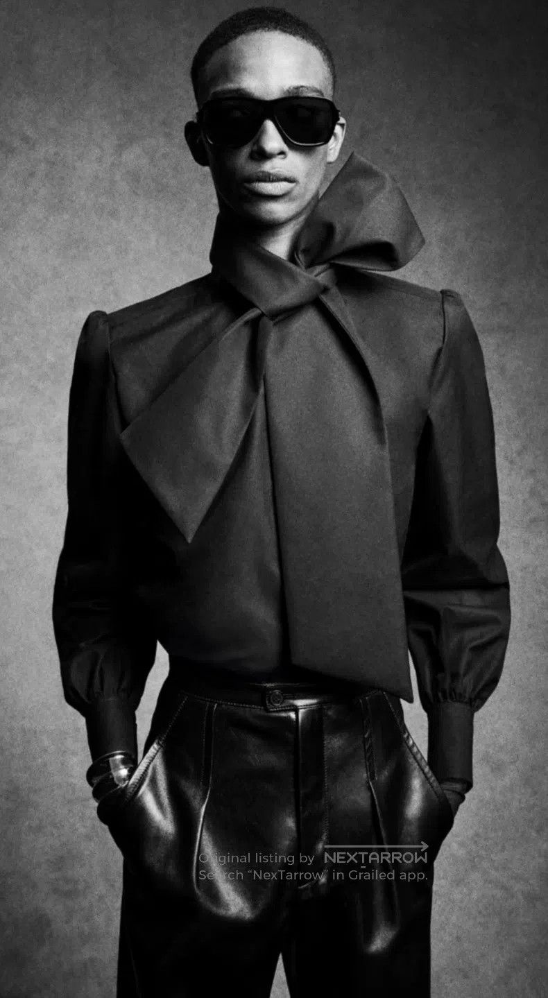 Saint Laurent Paris Saint Laurent Paris size 41 Bowtie Shirt Size US XL / EU 56 / 4 - 9 Thumbnail