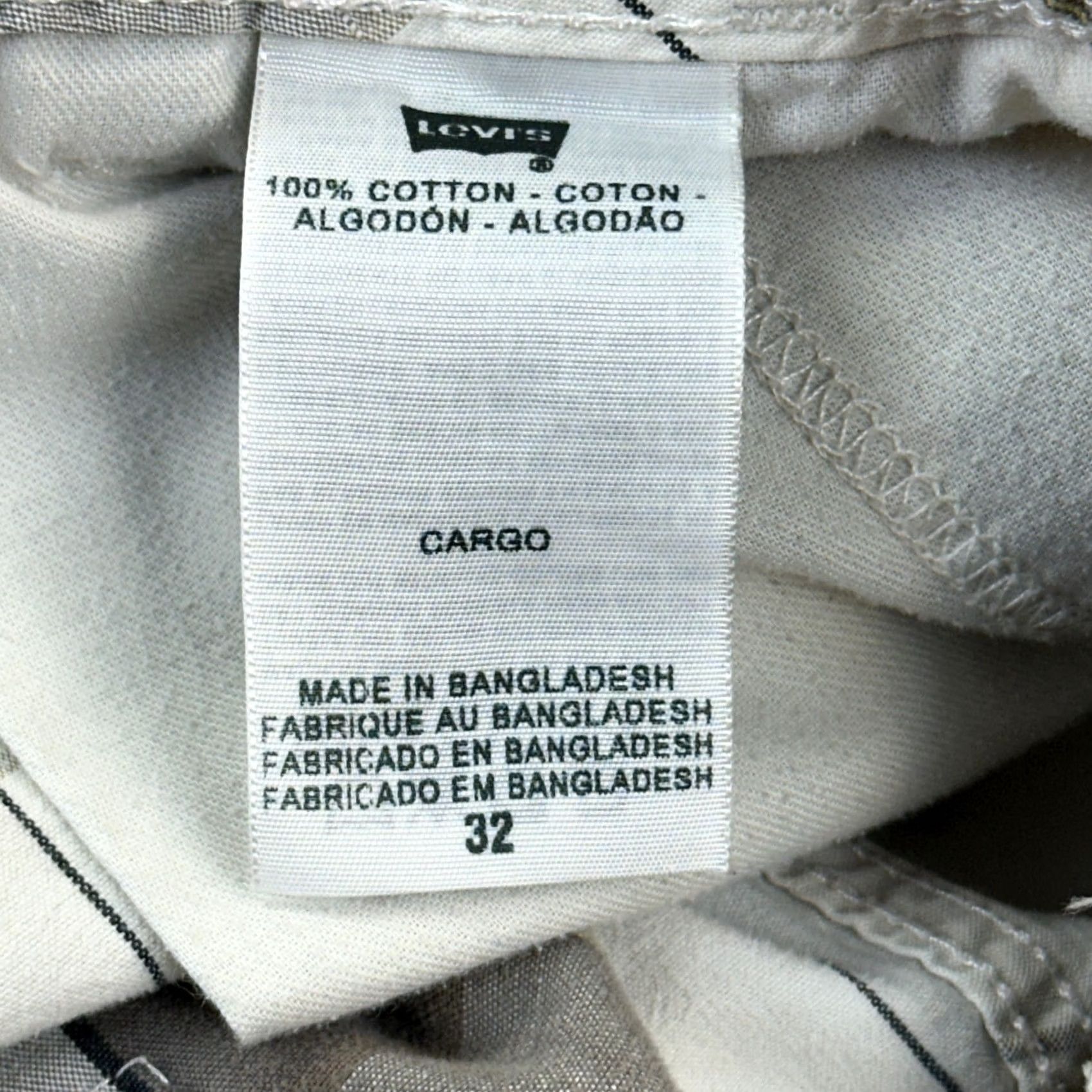 Levi's VINTAGE Levi's Shorts Mens 32 Plaid Cargo Baggy White Tab Skate Grunge Y2K Size US 32 / EU 48 - 5 Thumbnail
