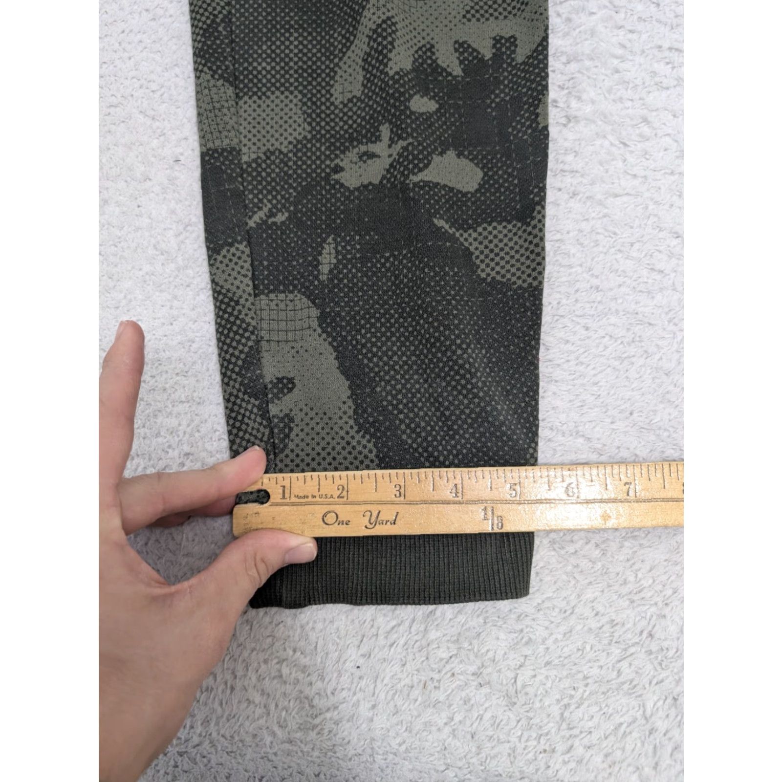 Under Armour UNDER ARMOUR FLEECE LINED Jogger SWEATPANTS Green CAMO MENS Medium Size US 31 - 7 Thumbnail