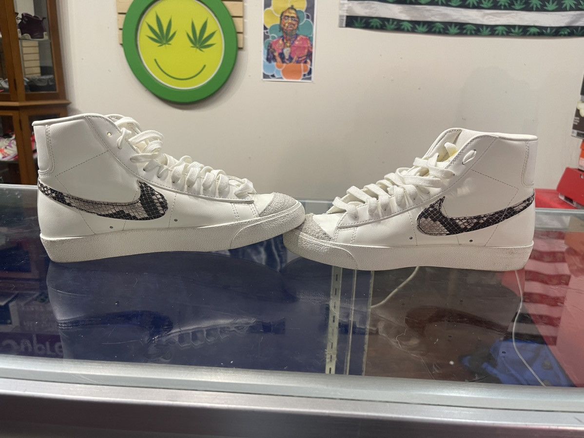 Nike Nike Blazer Mid ‘77 Snakeskin Size US 8 / EU 41 - 2 Thumbnail
