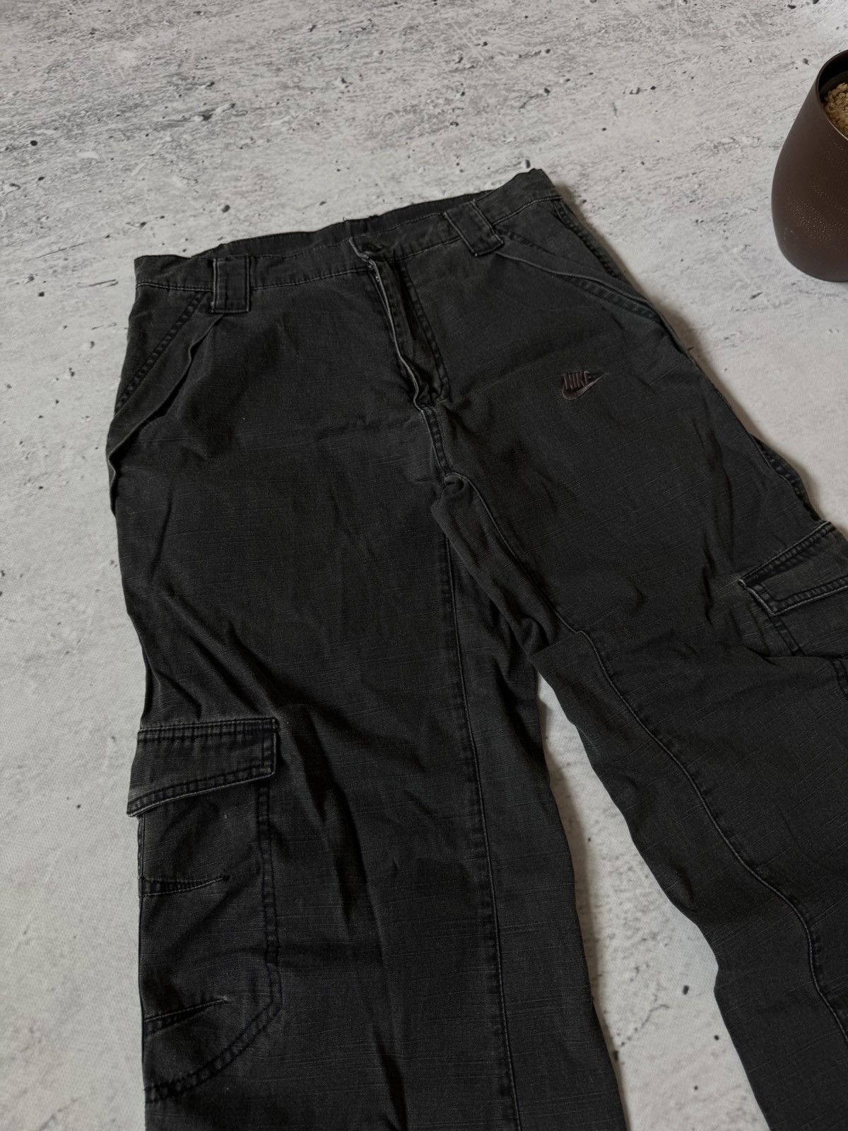 Nike × Vintage NIKE CARGO VINTAGE Y2K OVERSIZE BAGGY FIT PANTS SWEATPANTS Size US 32 / EU 48 - 4 Thumbnail