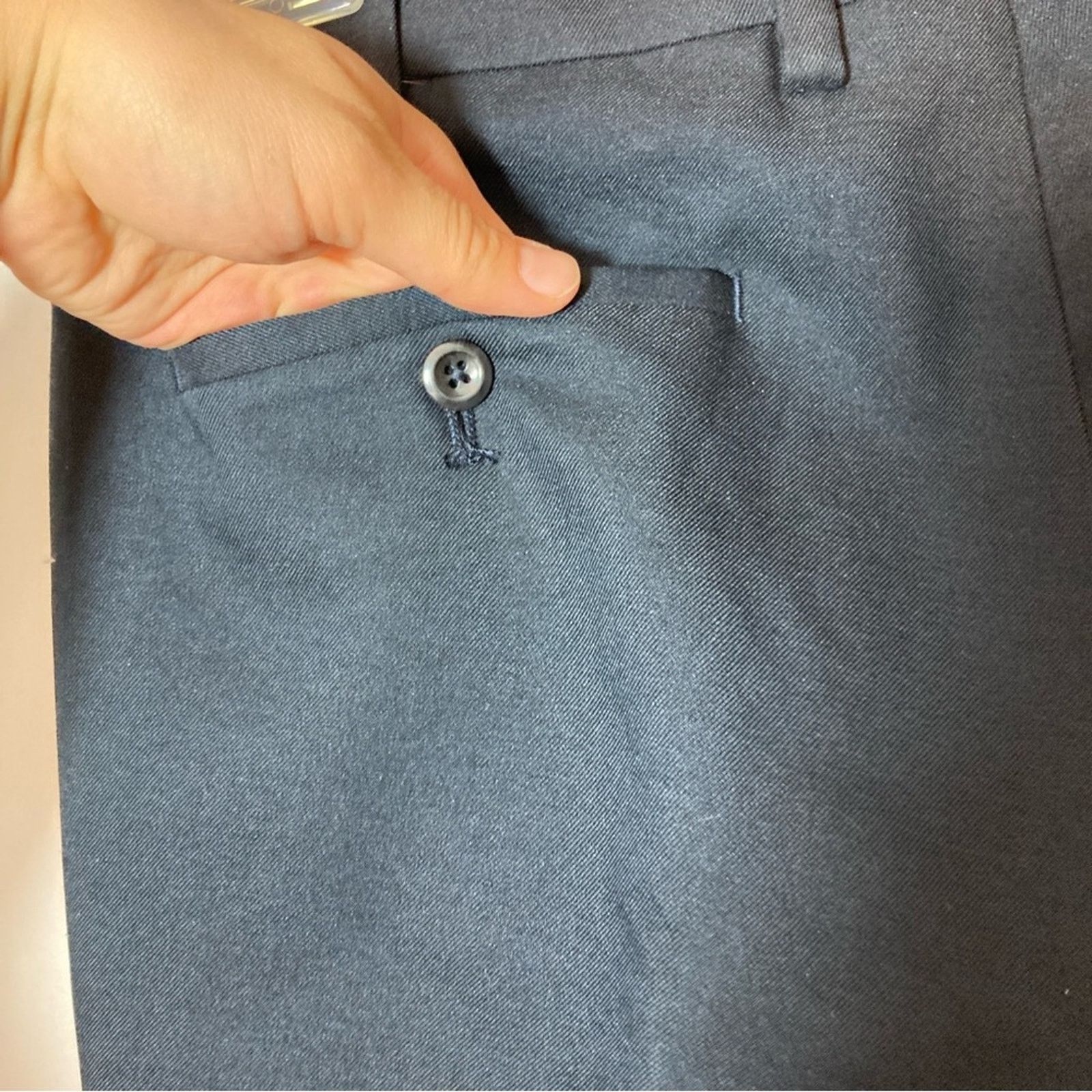 Other Louis Raphael Navy Blue Pleated Tapered Straight Slack Pants Size US 33 - 7 Thumbnail
