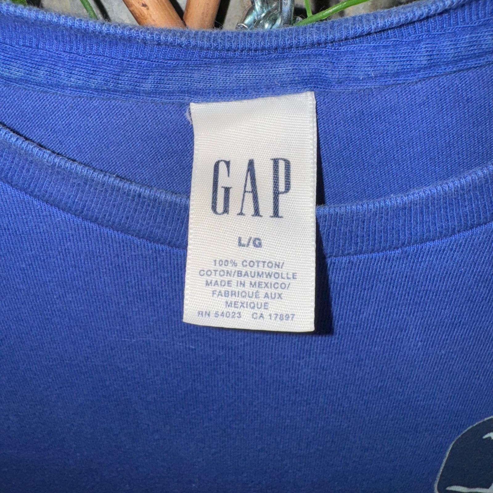 Gap Vintage Y2K gap essential 2000s snowboard skate surf t-shirt Size US L / EU 52-54 / 3 - 3 Thumbnail