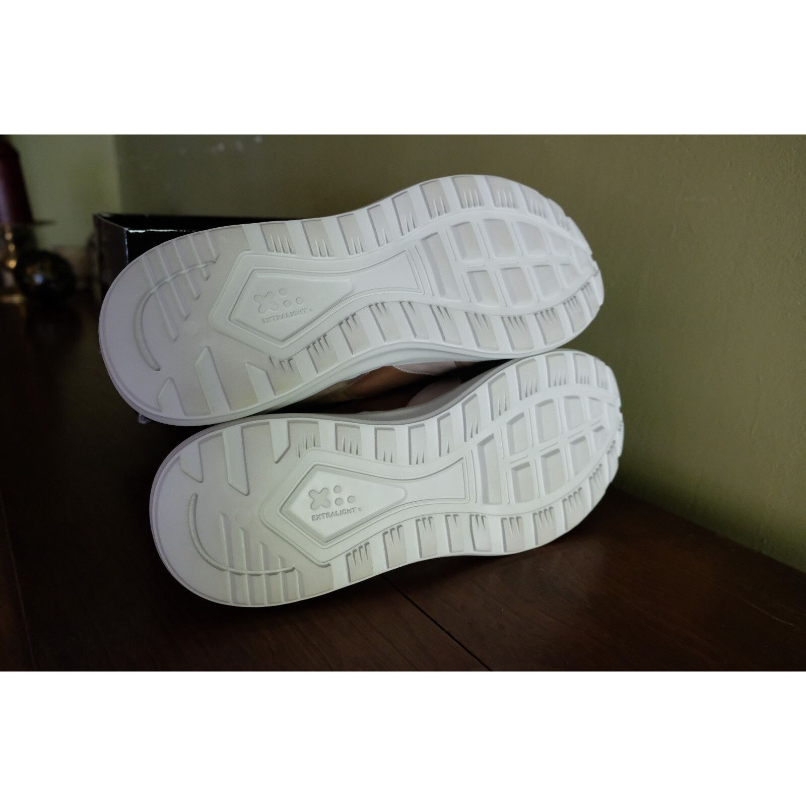 Magnanni STUNNING NIB MAGNANNI ASTRO SNEAKERS 10.5 (US) / 43.5 (EU) Size US 10.5 / EU 43-44 - 10 Thumbnail