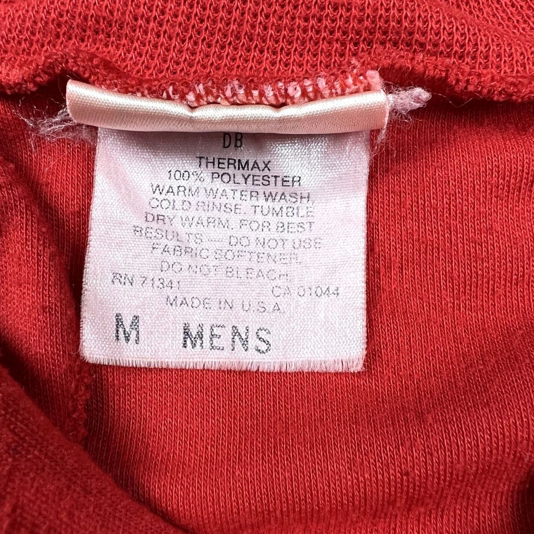Vintage VINTAGE L.L. Bean Quarter Zip Men Medium Red Pullover Stretch Fit Athletic Wear Made USA Shirt Mens Red, Solid, Long Sleeve, Polyester, Logo Size US M / EU 48-50 / 2 - 4 Thumbnail