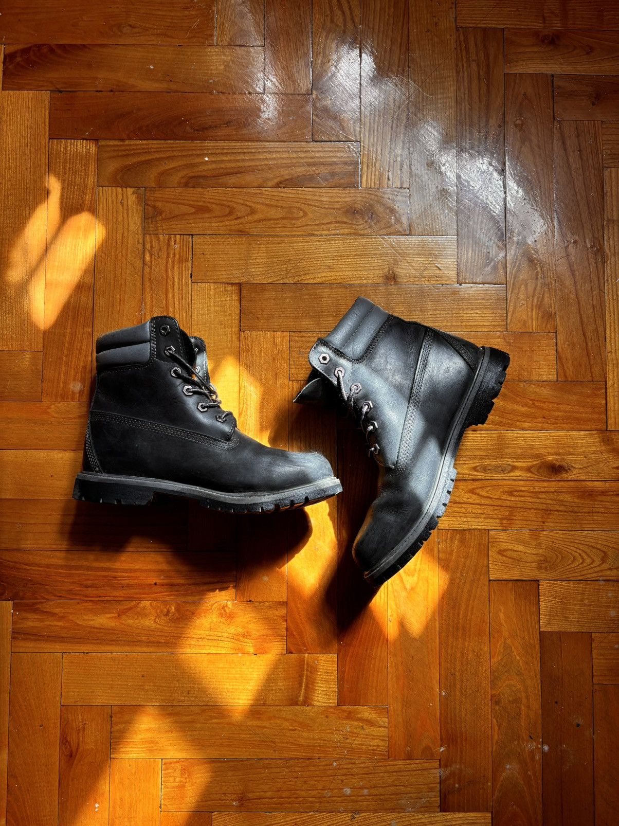 Timberland × Vintage Vintage Timberland Boots Size US 7 / EU 40 - 8 Thumbnail