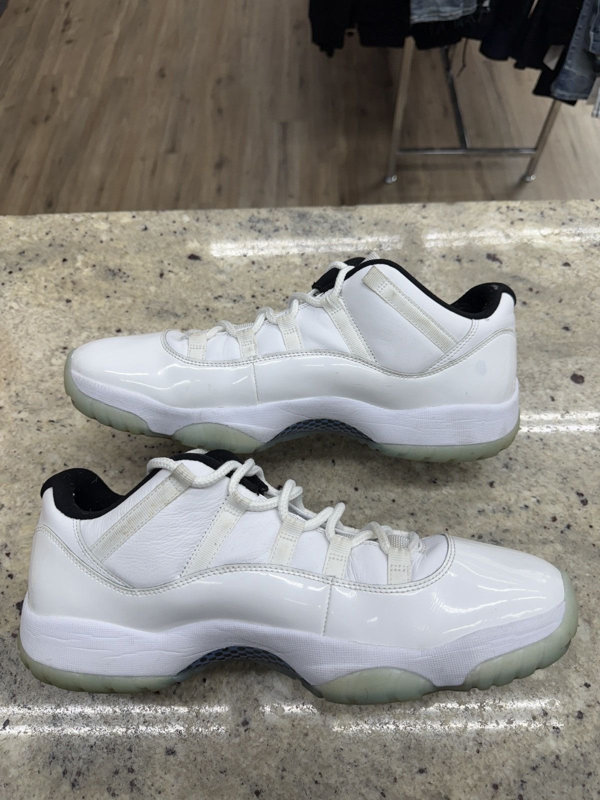 Jordan Brand Air Jordan 11 Retro Low Legend Blues Size US 14 / EU 47 - 2 Thumbnail