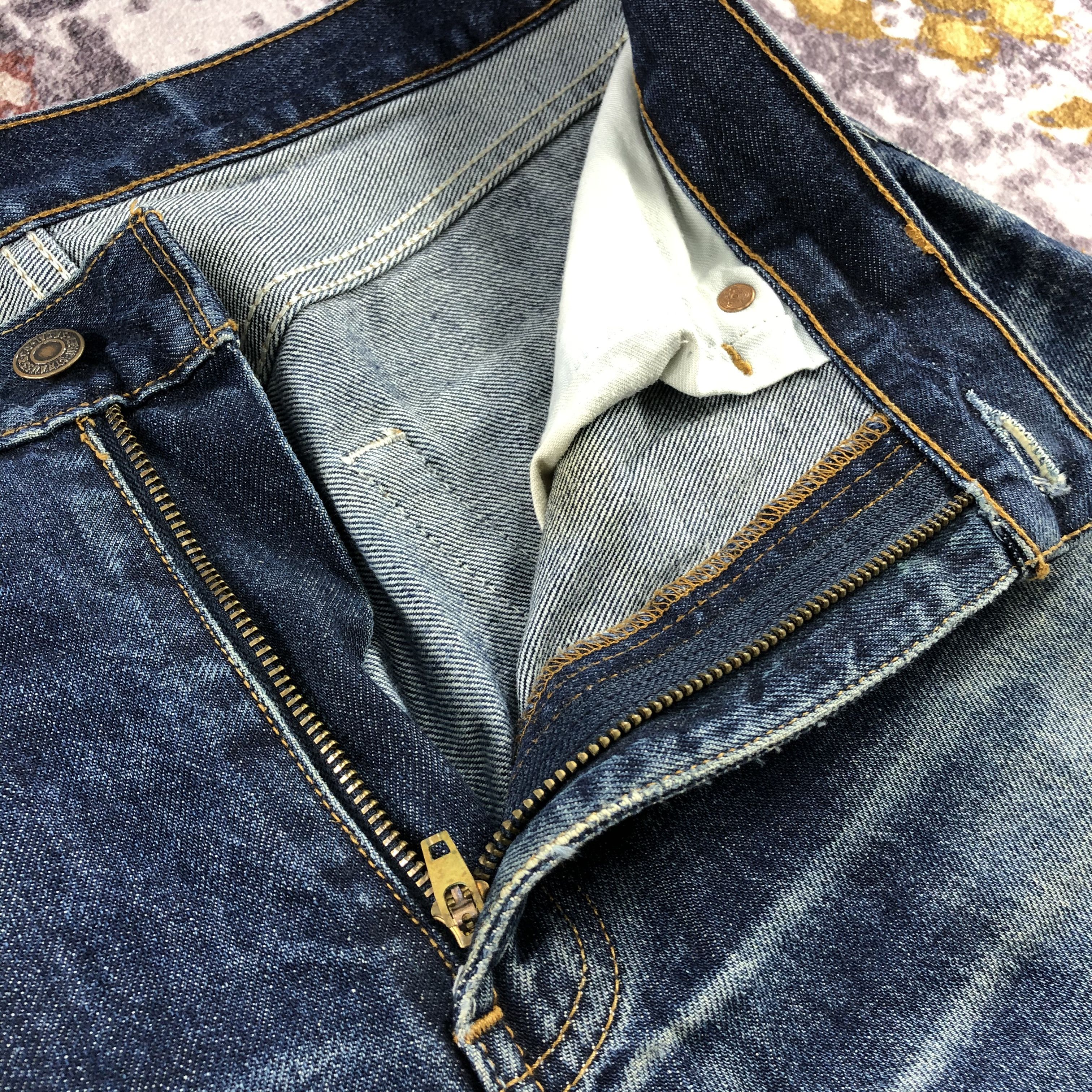 Levi's × Vintage 90s Vintage Blue Wash Levis 506 Jeans-JM2799 Size US 33 - 12 Thumbnail