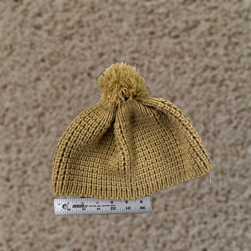 Vintage Betmar Beanie Hats One Size Beige Knit 100% Acrylic Wool-Blend Ski Toque Womens II Size ONE SIZE - 1 Thumbnail