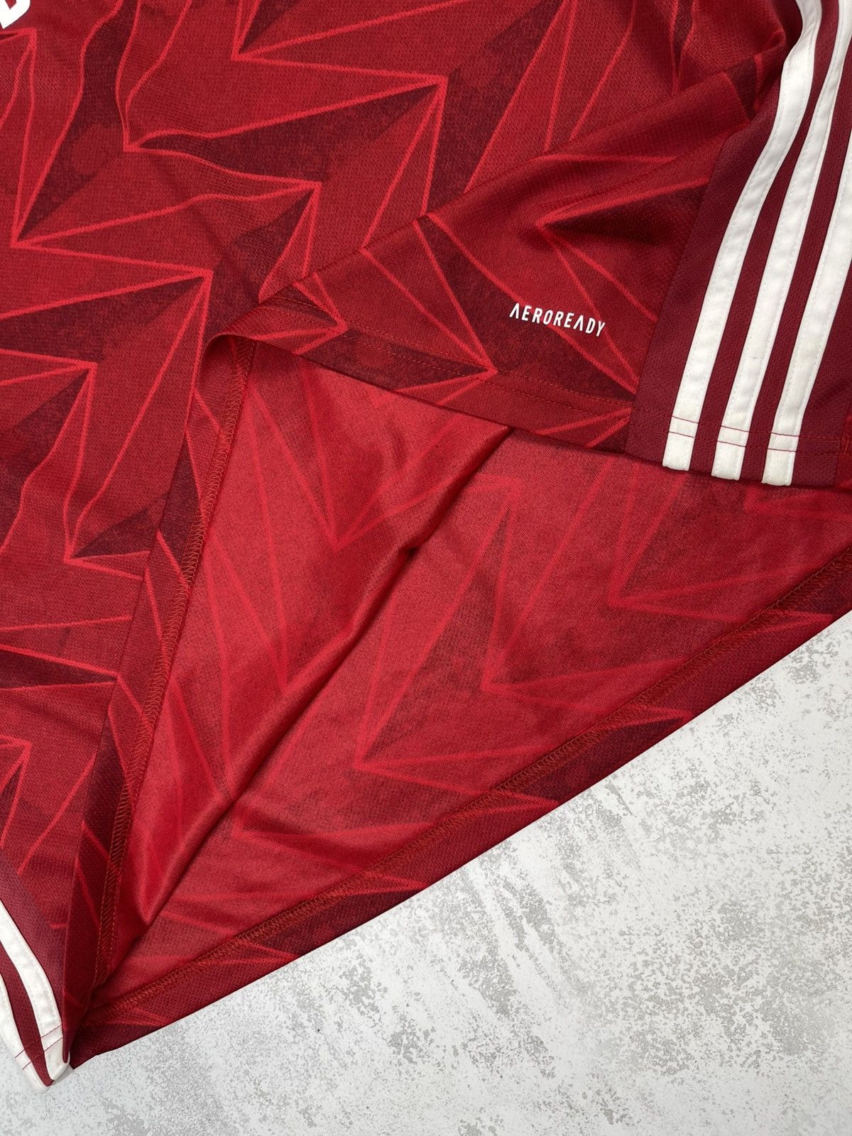 Adidas Arsenal 20/21 Home Jersey Art Deco Pattern AEROREADY Tech Size US L / EU 52-54 / 3 - 10 Thumbnail
