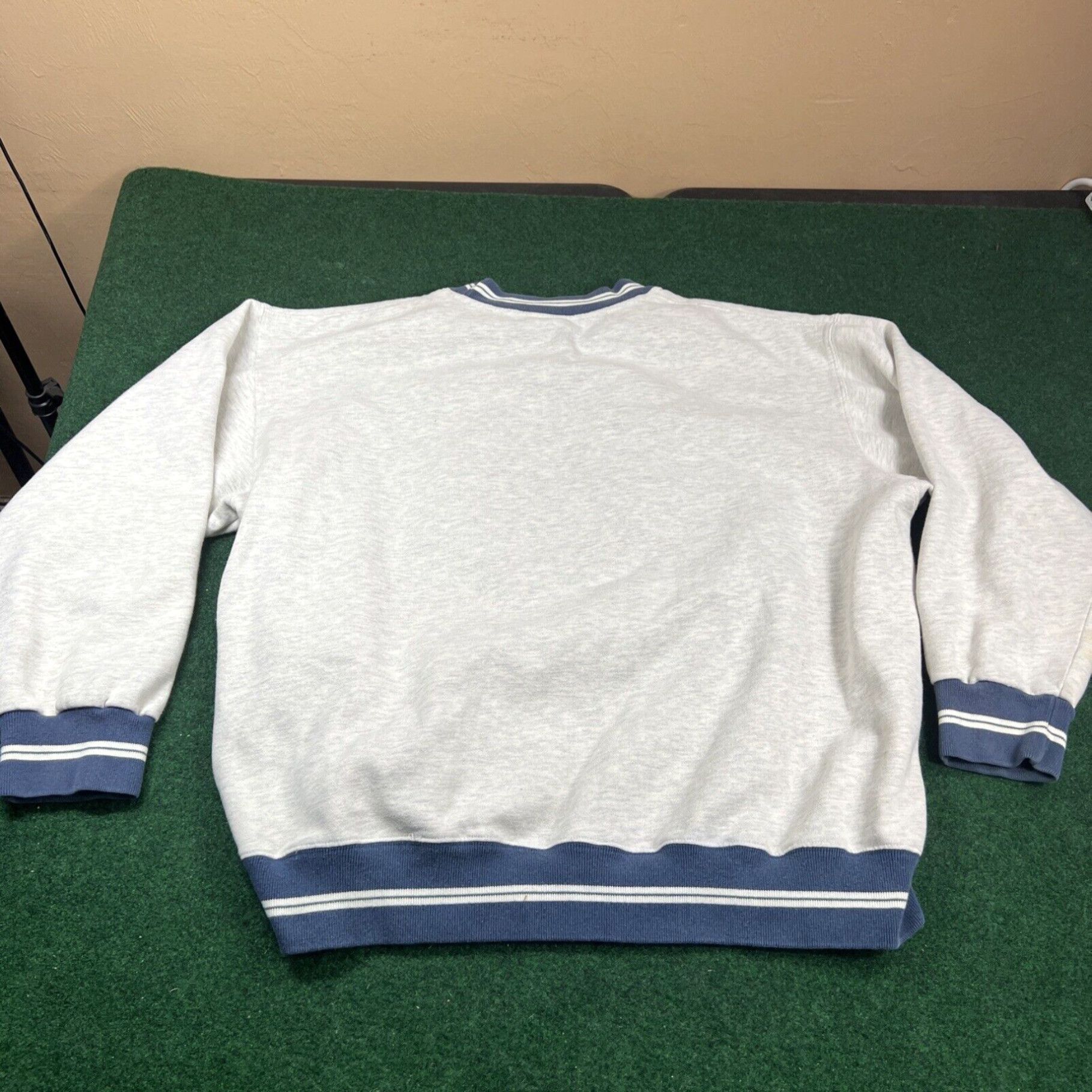 Disney Vtg 90s Walt Disney World Tour Four Parks Sweater Sweatshirt size 2XL See Photos Size US XXL / EU 58 / 5 - 8 Thumbnail