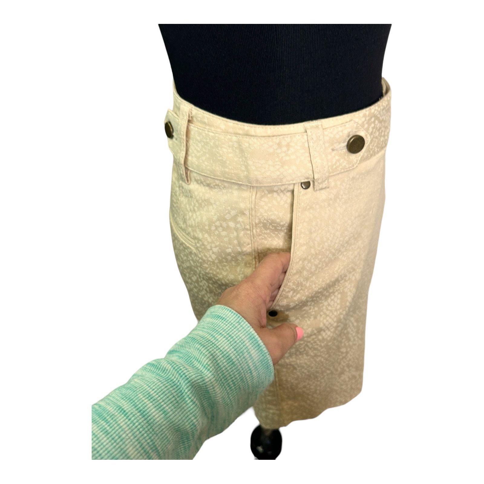 Express Express Design Studio beige printed mini skirt size 6 Size 28" / US 6 / IT 42 - 9 Thumbnail