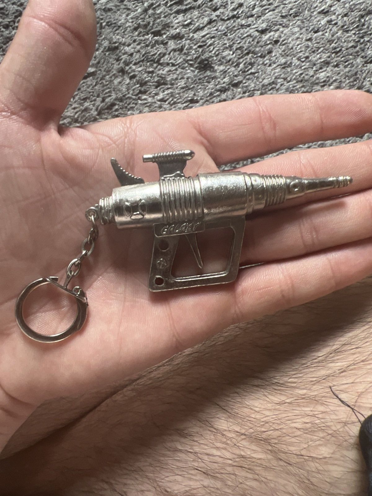 Hypebeast Redondo Galaxy Space Ray Gun Keychain Size ONE SIZE - 1 Thumbnail
