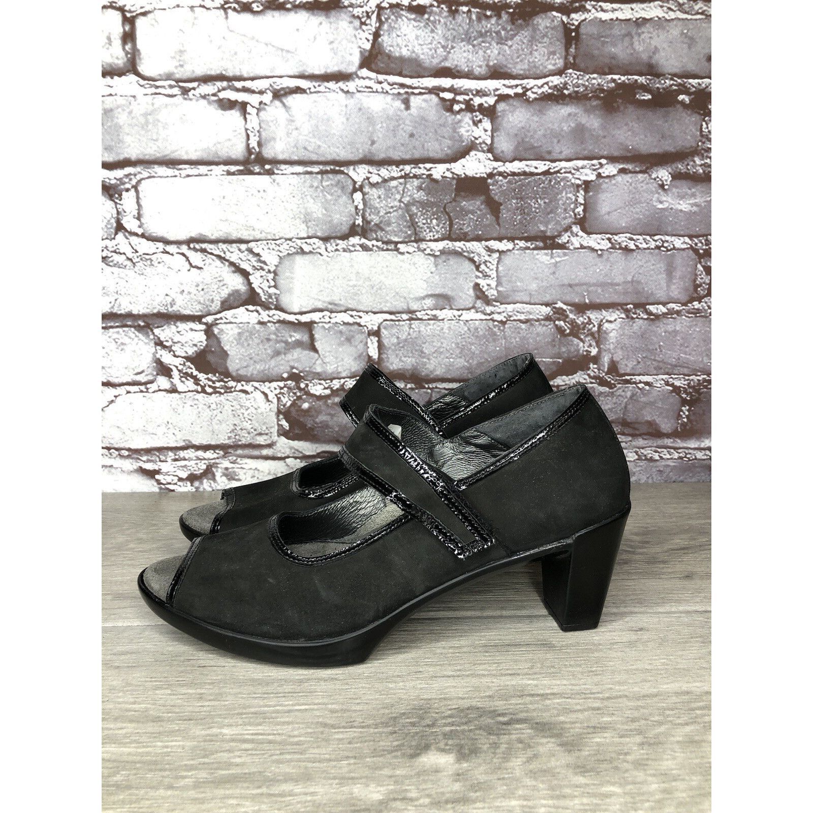 Other Naot Black Nubuck Leather MaryJane Heel Shoes Women Sz 37EU Size US 6.5 / IT 36.5 - 1 Thumbnail