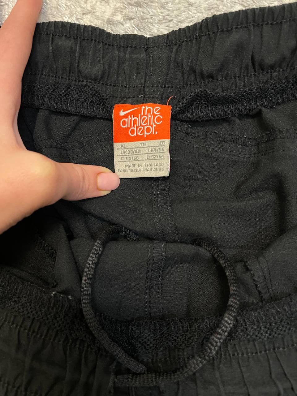 Nike Vintage Nike Athletic Dept Shorts Men Black Running Training Size US 36 / EU 52 - 8 Thumbnail