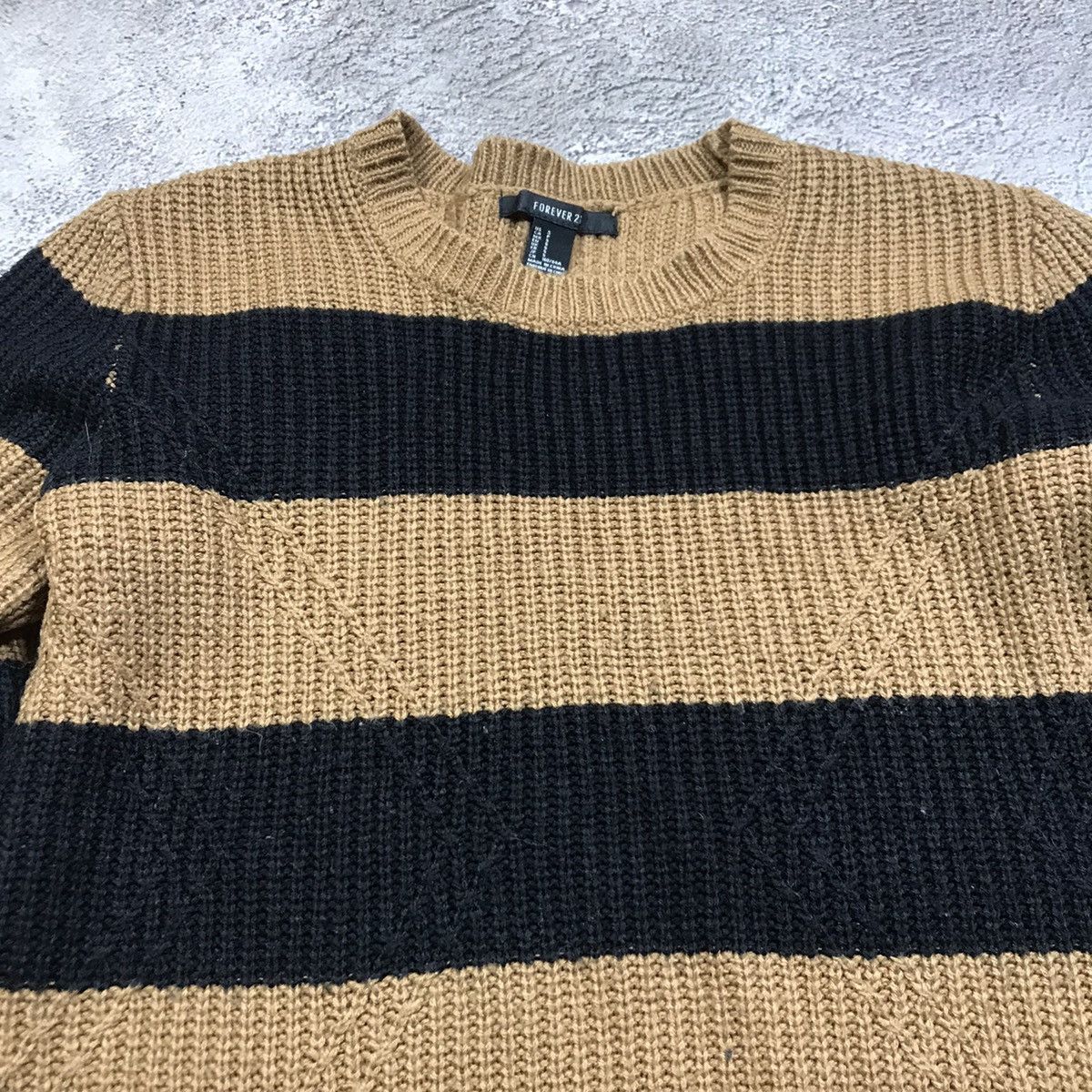 Vintage Vintage 90s Striped Knit Sweater Oversized Grunge Tan Logo M Size M / US 6-8 / IT 42-44 - 3 Thumbnail