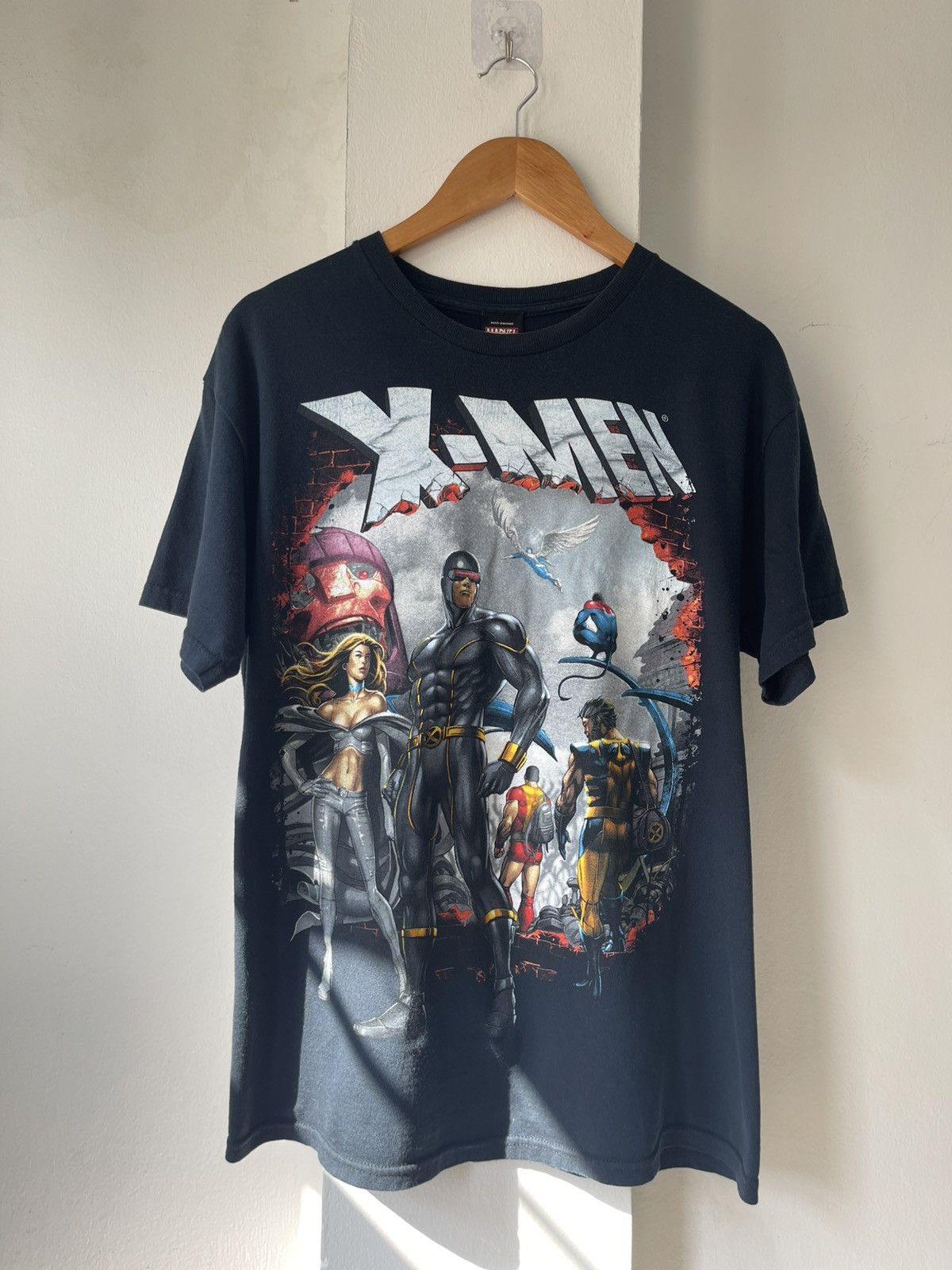 Mad Engine × Marvel Comics Uncanny X-men : Divided We Stand Size US M / EU 48-50 / 2 - 3 Thumbnail
