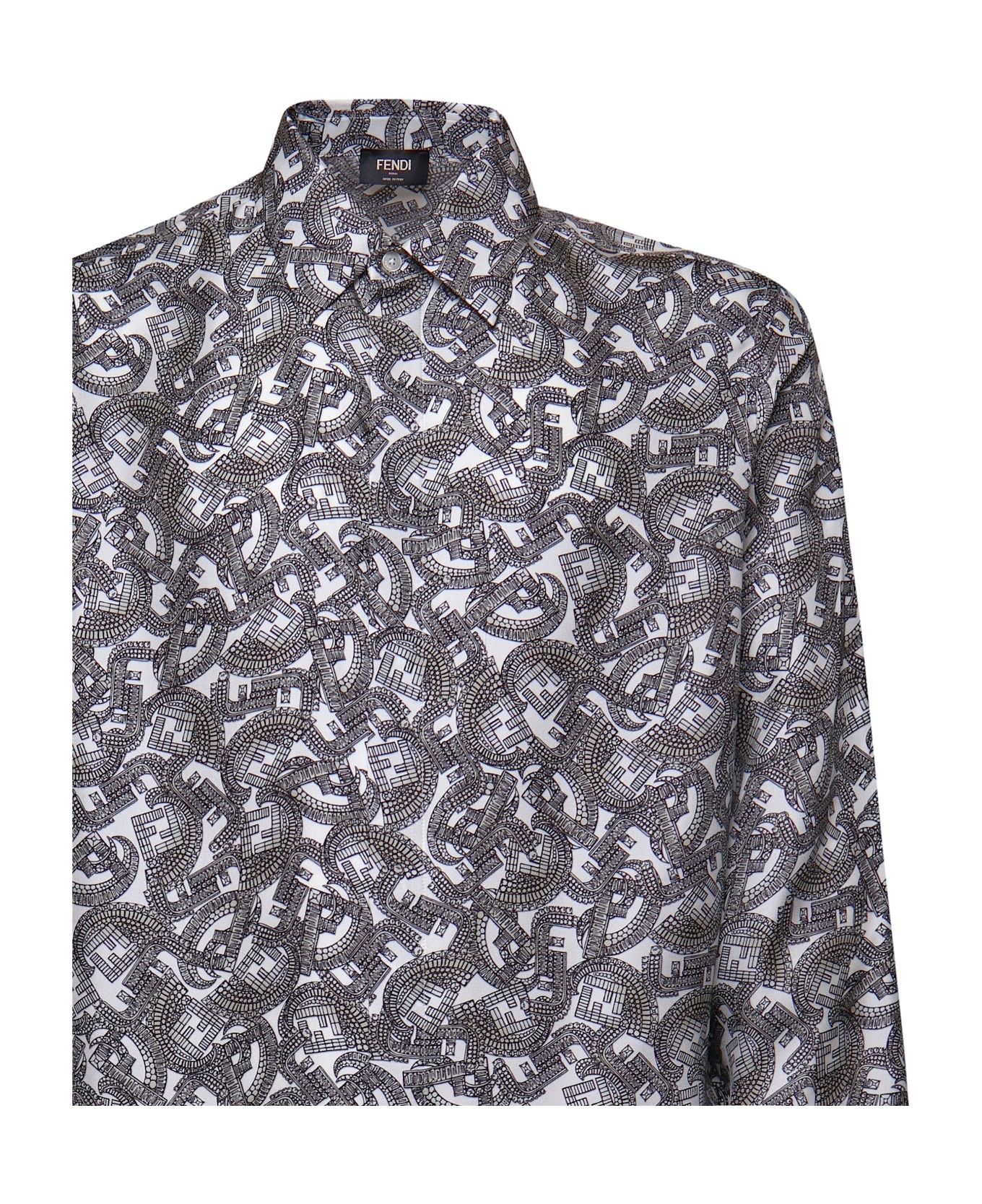 Fendi o1s1wg110925 Shirt in Black/White Size US XL / EU 56 / 4 - 2 Thumbnail