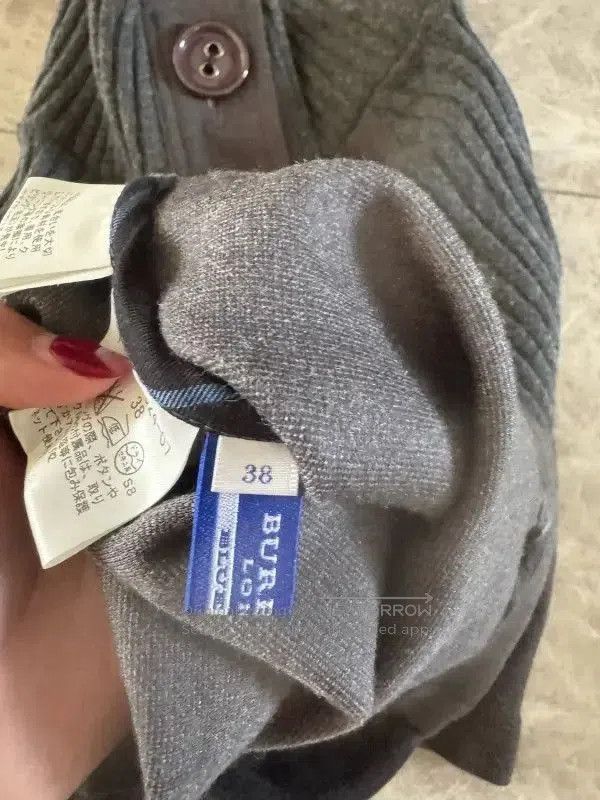 Burberry Burberry Gray Short Cardigan for Women. Size M / US 6-8 / IT 42-44 - 8 Thumbnail