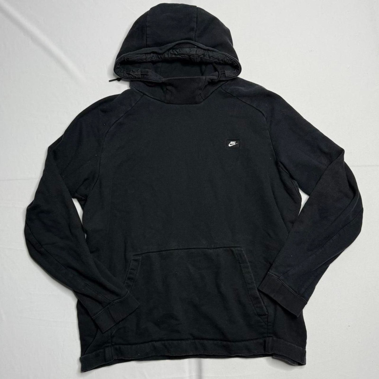Nike Vintage Nike Black Hoodie Embroidered Logo Size XXL Size XXL / US 16-18 / IT 52-54 - 1 Thumbnail