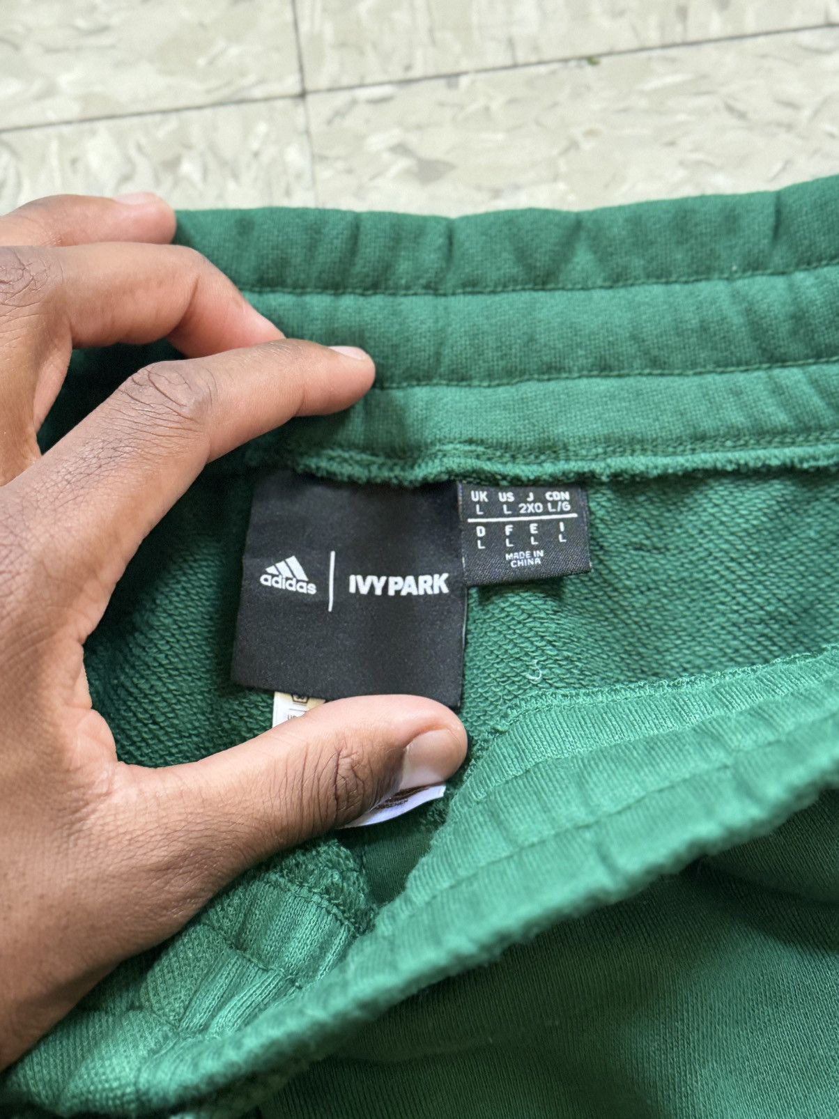 Adidas IVY PARK Size US 34 / EU 50 - 3 Thumbnail