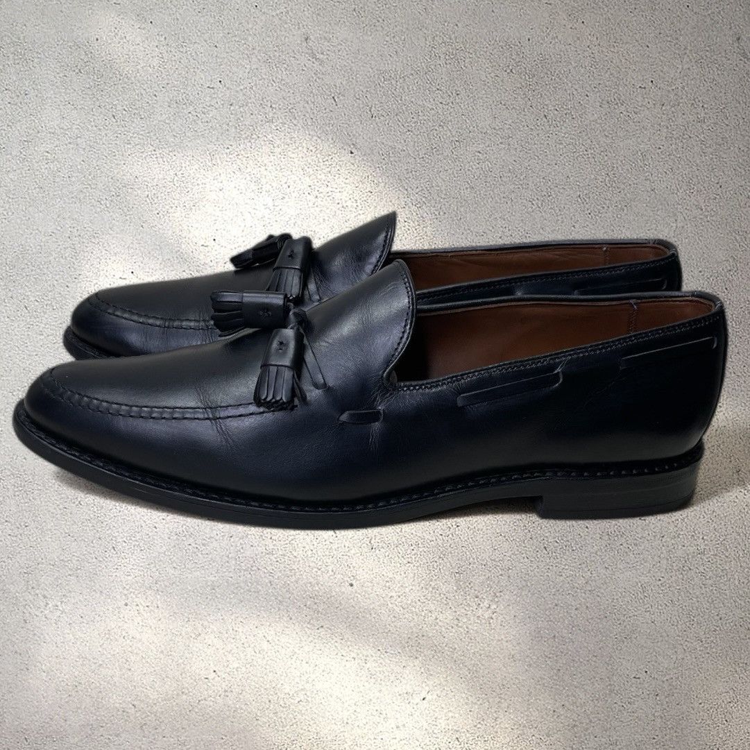 Allen Edmonds Allen Edmonds Grayson Black Leather Tassel Dress Loafer Size US 10.5 / EU 43-44 - 2 Thumbnail