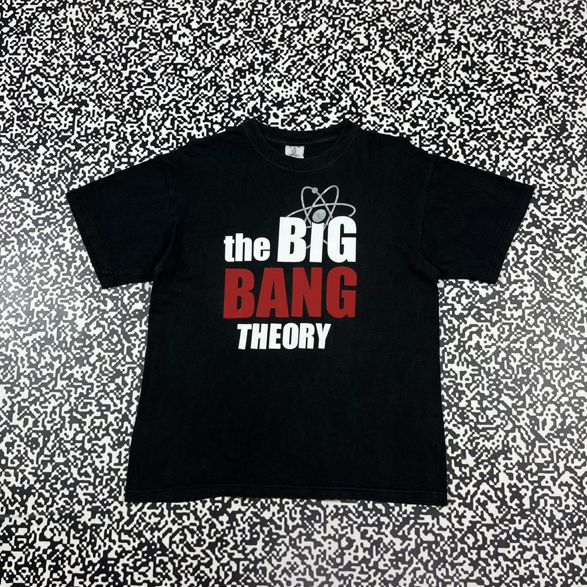 Vintage Vintage Y2K Big Bang Theory Movie Faded Retro Style T-shirt Size US M / EU 48-50 / 2 - 1 Thumbnail