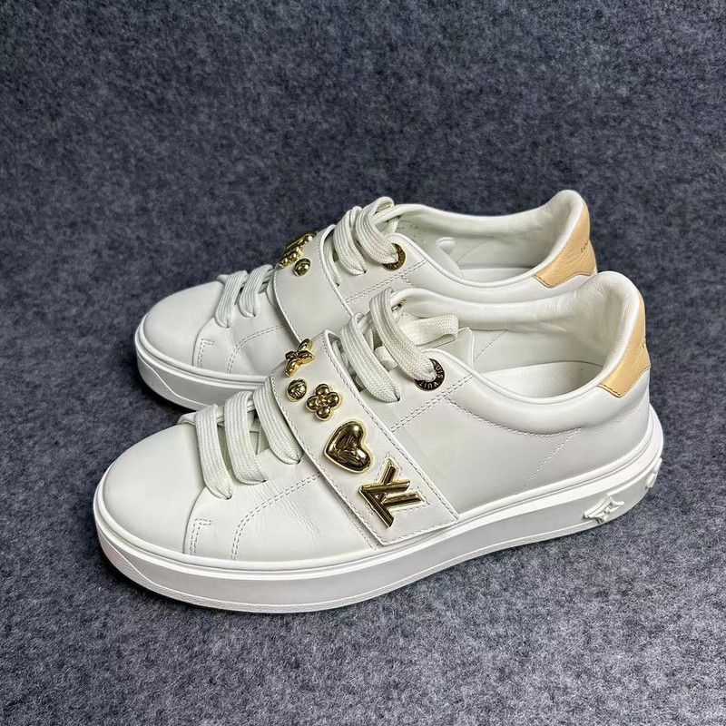 Louis Vuitton Louis Vuitton White Leather Low-Top Sneakers 0079 Size US 6 / IT 36 - 1 Thumbnail
