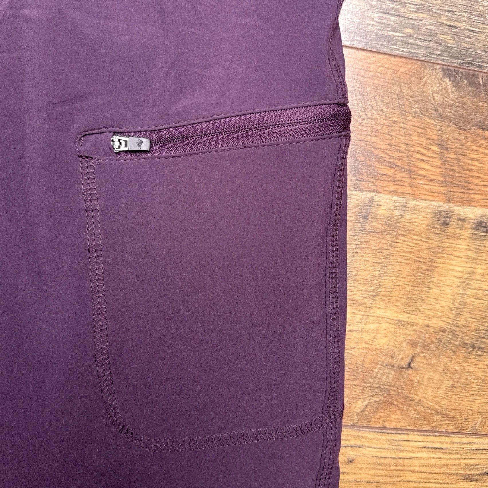 Eddie Bauer Eddie Bauer Women's Purple High Rise Stretch Cargo Pants Size 16 User: Eddie Bauer Women's Purple High Rise Stretch Cargo Pants Size 16 Size 38" / US 16 / IT 52 - 6 Thumbnail