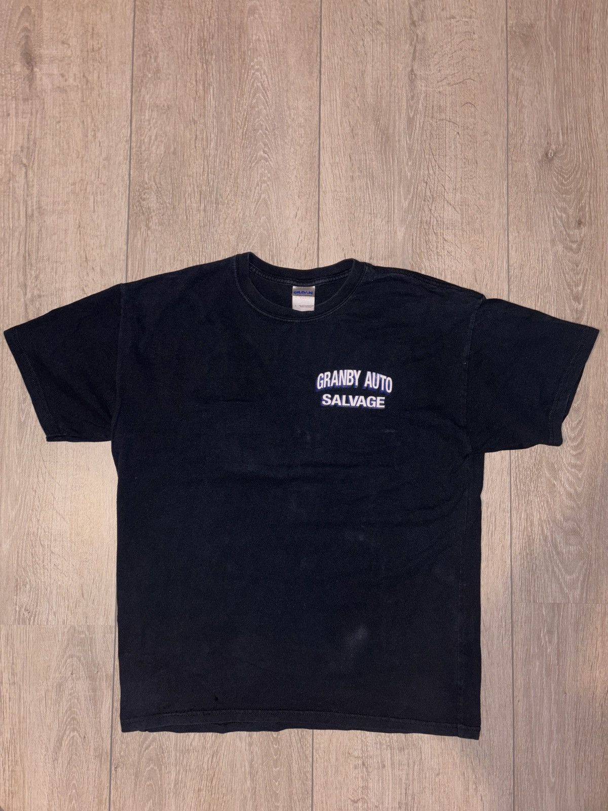 Vintage Vintage Gildan Car dealership Tshirt Size US M / EU 48-50 / 2 - 3 Thumbnail