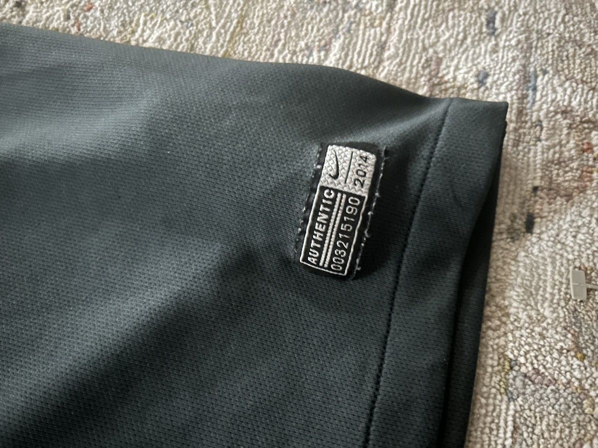Other Brazil jersey Size US M / EU 48-50 / 2 - 3 Thumbnail