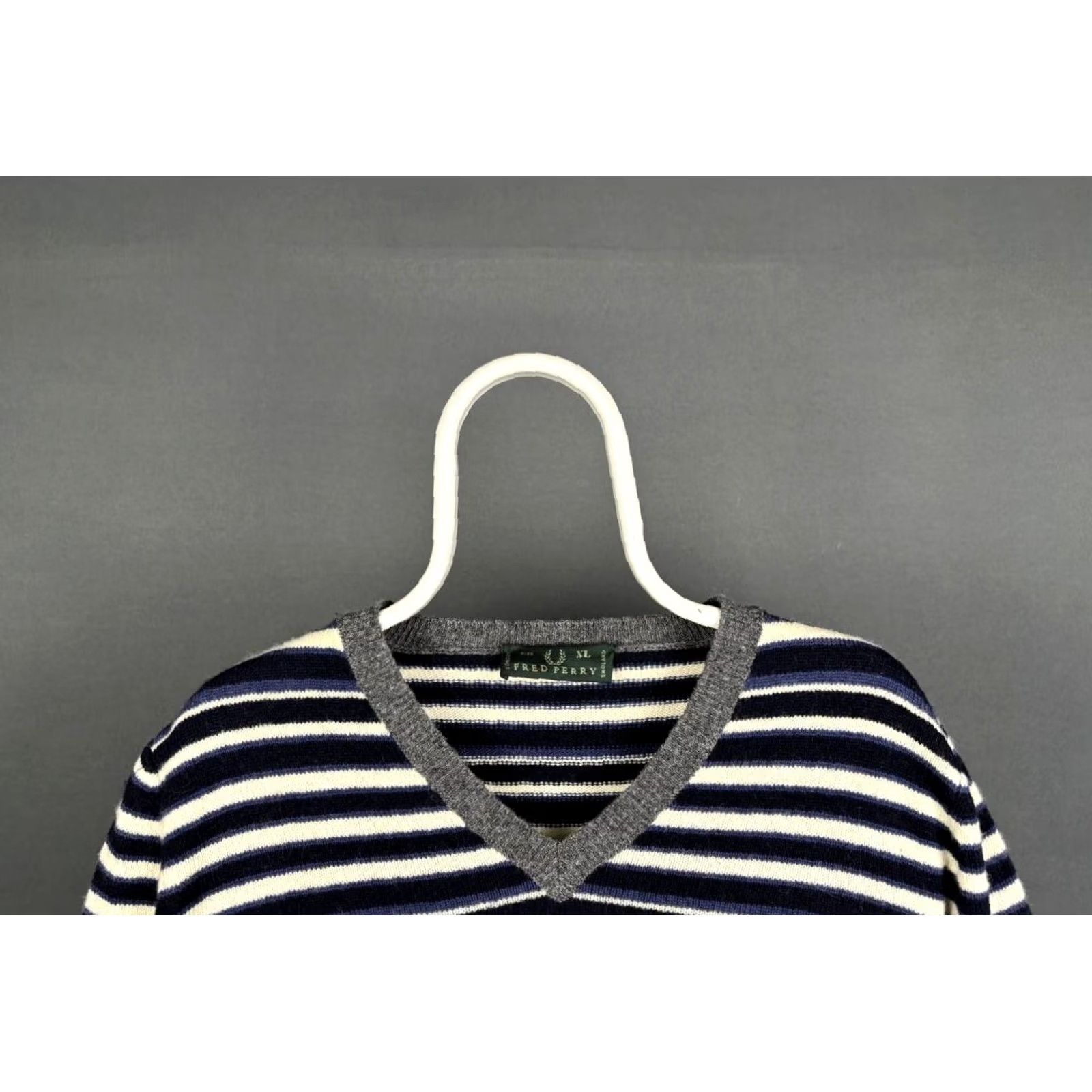 Fred Perry Fred Perry Sweater 100% Wool XL Black Wool Knit Logo Striped V-Neck Pullover Womens Classic Winter Fall 100% Wool XL Black Sweater Size XL / US 12-14 / IT 48-50 - 3 Thumbnail