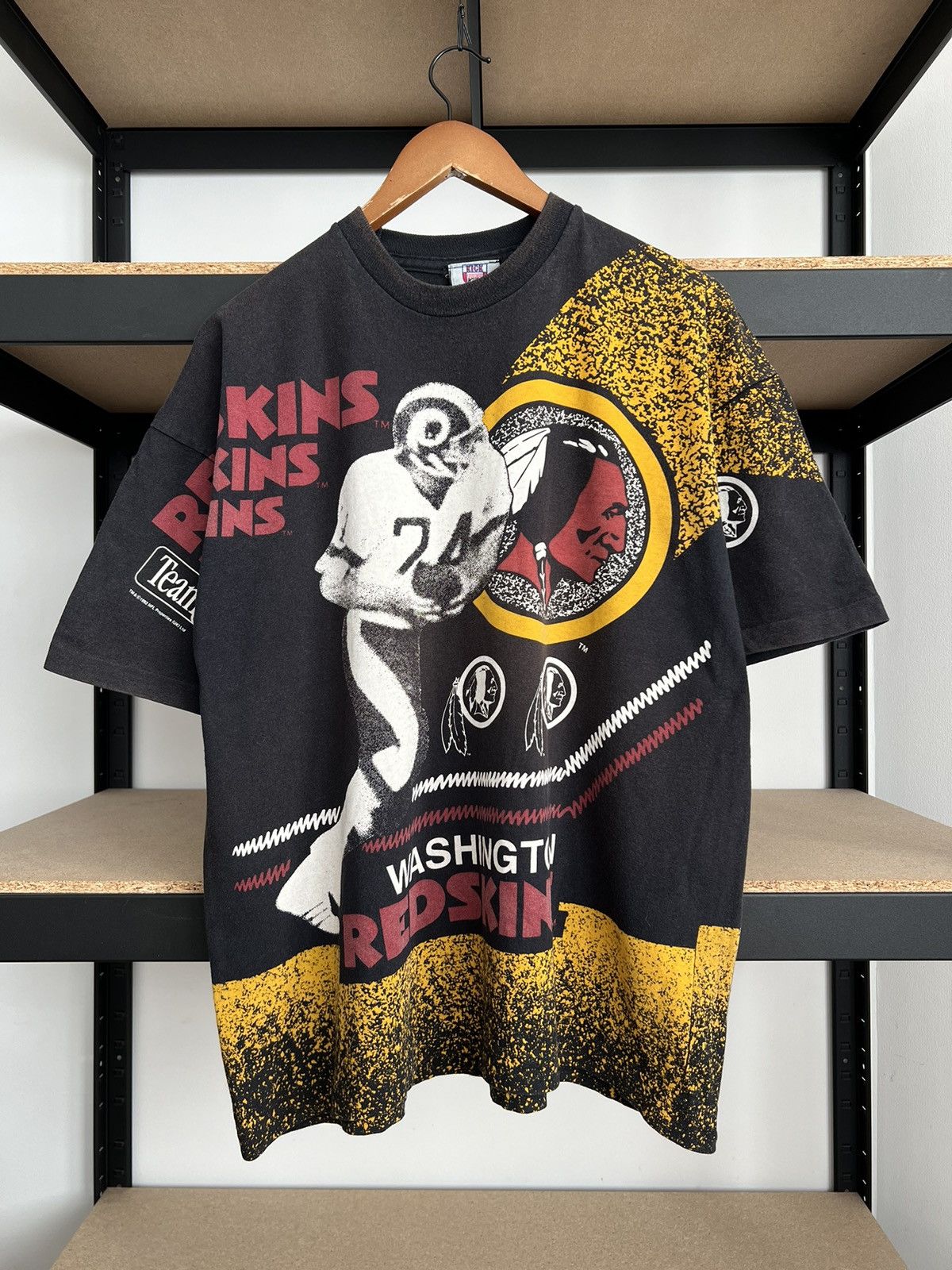 NFL Vintage 1992 Washington Redskins NFL AOP T-shirt Size US XL / EU 56 / 4 - 1 Thumbnail