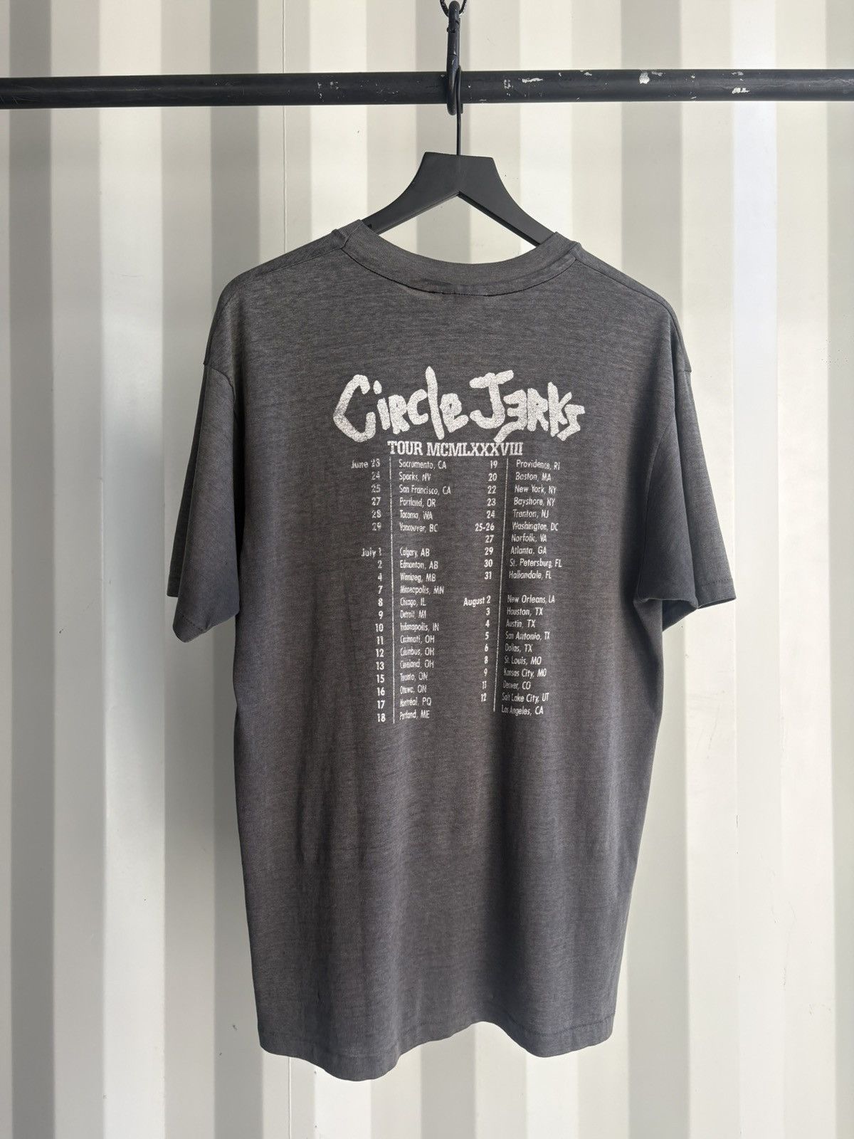 Band Tees Thrashed Circle Jerks Faded Distressed Shirt GRUNGE Band Size US XL / EU 56 / 4 - 3 Thumbnail