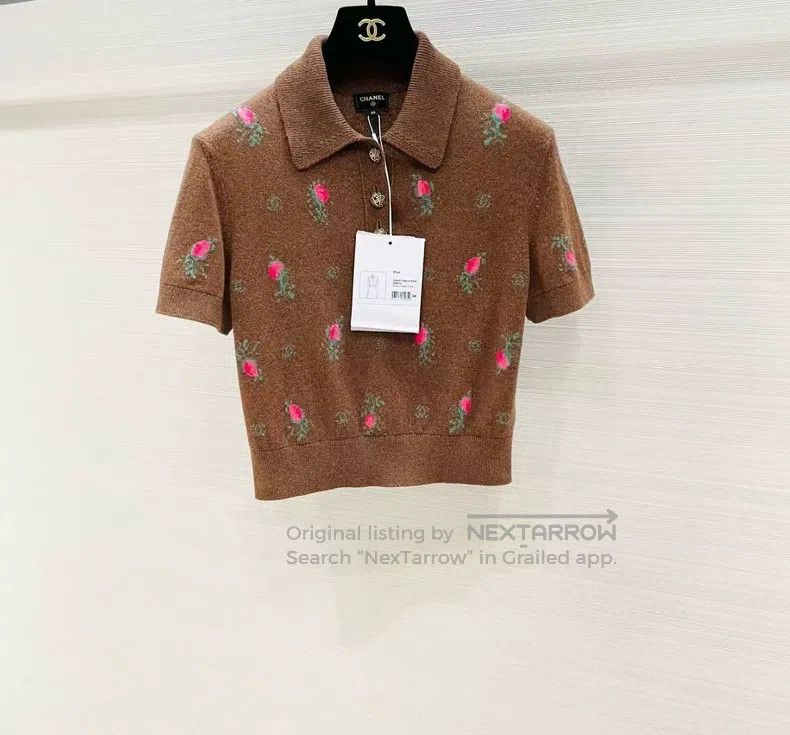 Chanel 22K lapel small flower cashmere knitted short sleev