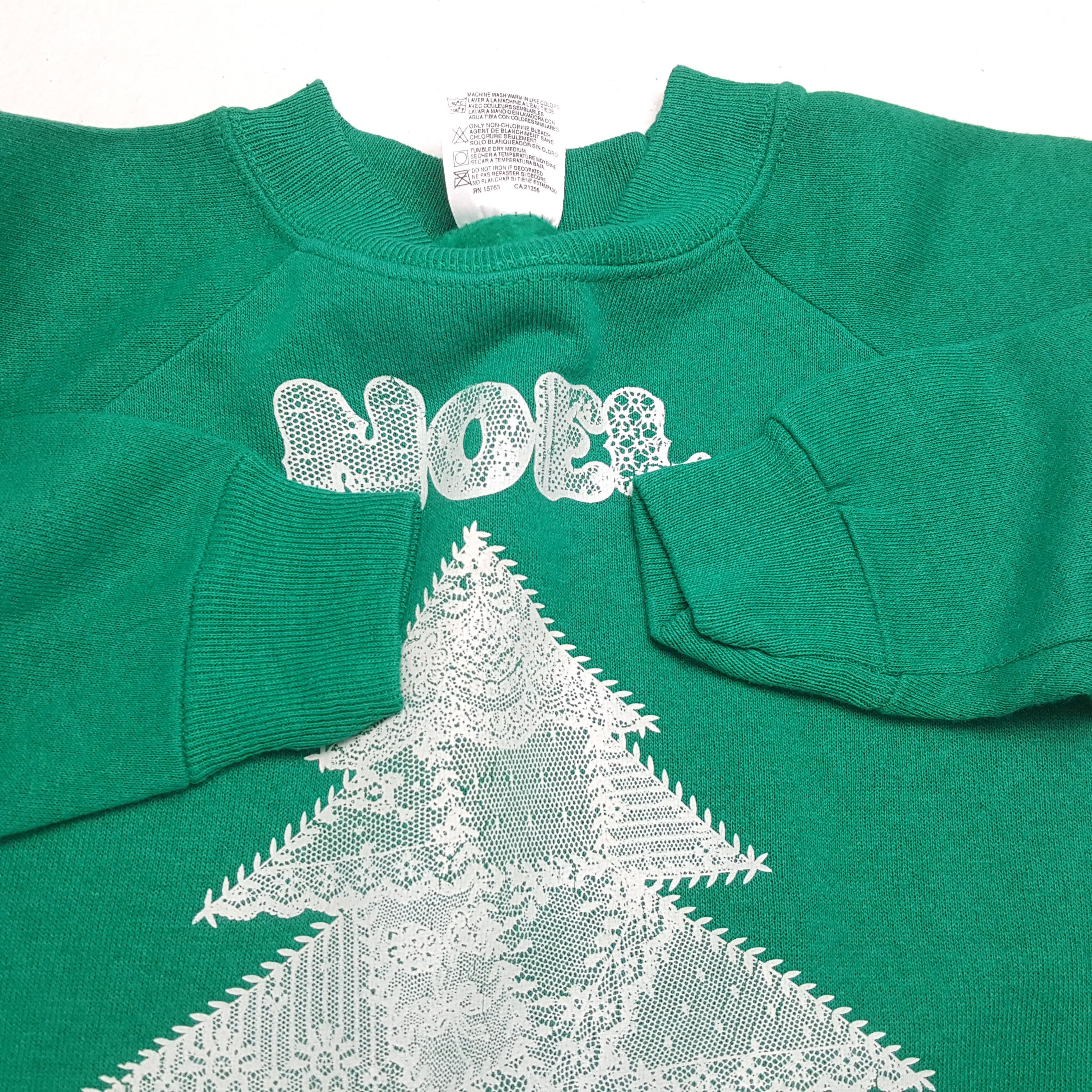 Vintage Vintage 90's NOEL Christmas Tree Streetwear Sweatshirts Size US L / EU 52-54 / 3 - 7 Thumbnail