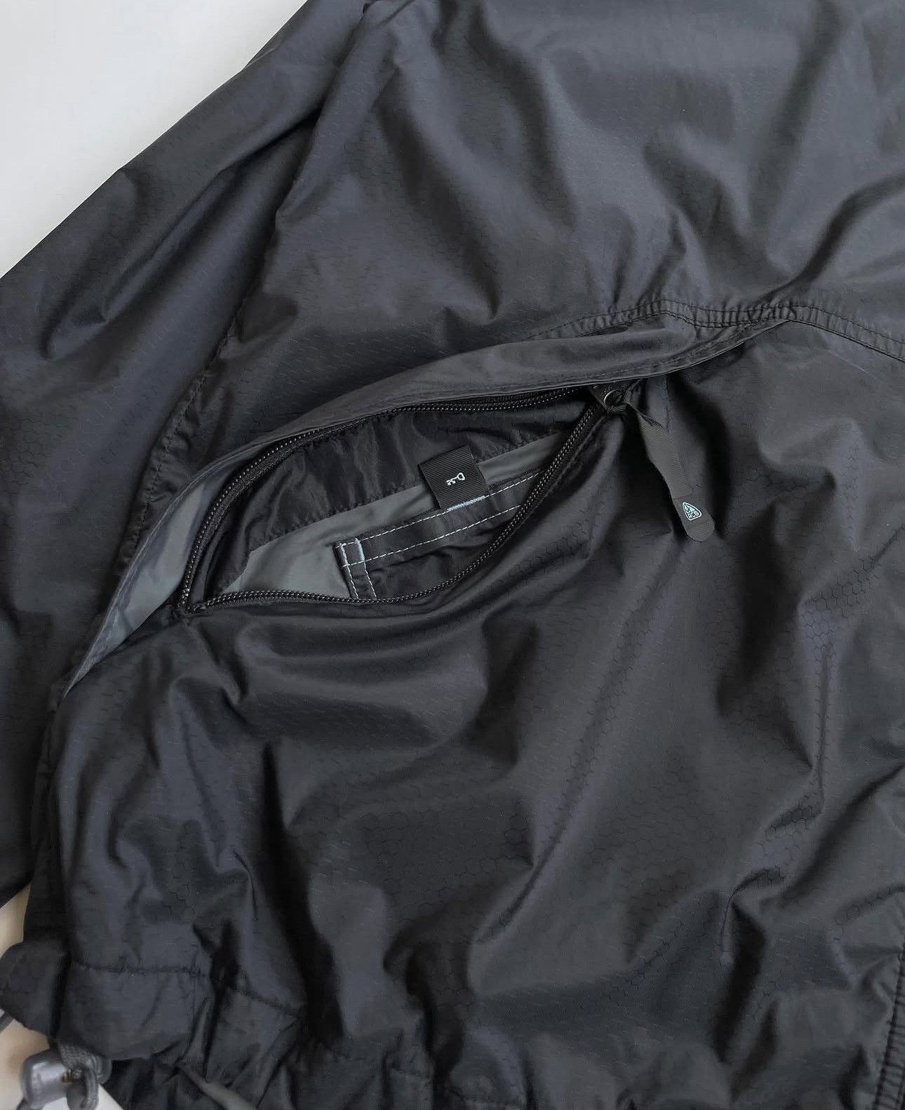 Nike ACG VINTAGE x ACG NIKE x GORPCORE Size US XL / EU 56 / 4 - 6 Thumbnail