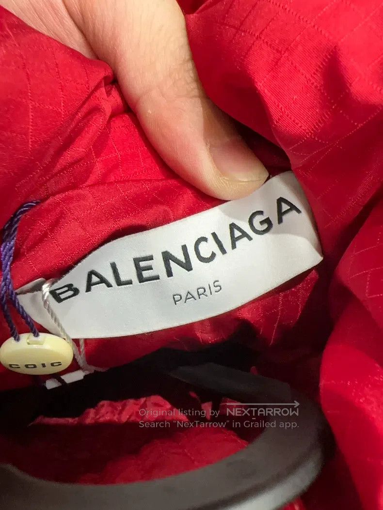 Balenciaga Balenciaga Back Embroidery Logo Puffer Jacket Size XXS / US 00 / IT 34 - 4 Thumbnail