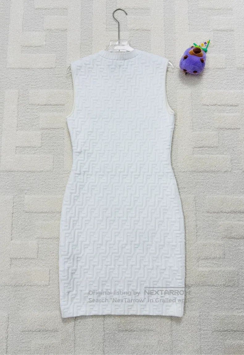 Fendi Fendi White Monogram Embossed Logo Knit Dress Size S / US 4 / IT 40 - 2 Thumbnail