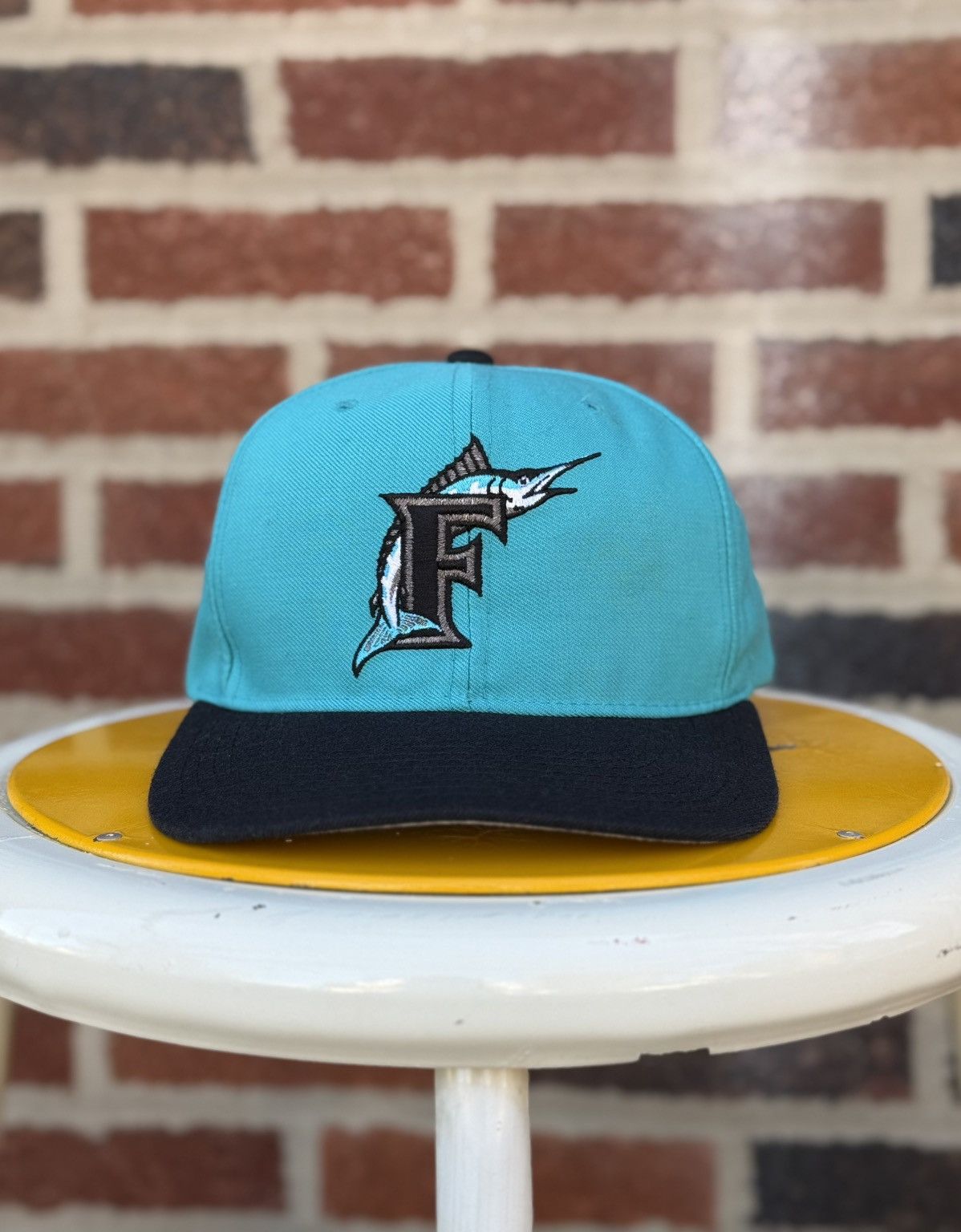 MLB Vintage 90’s New Era MLB Florida Marlins Plain Logo Cap Size ONE SIZE - 1 Thumbnail