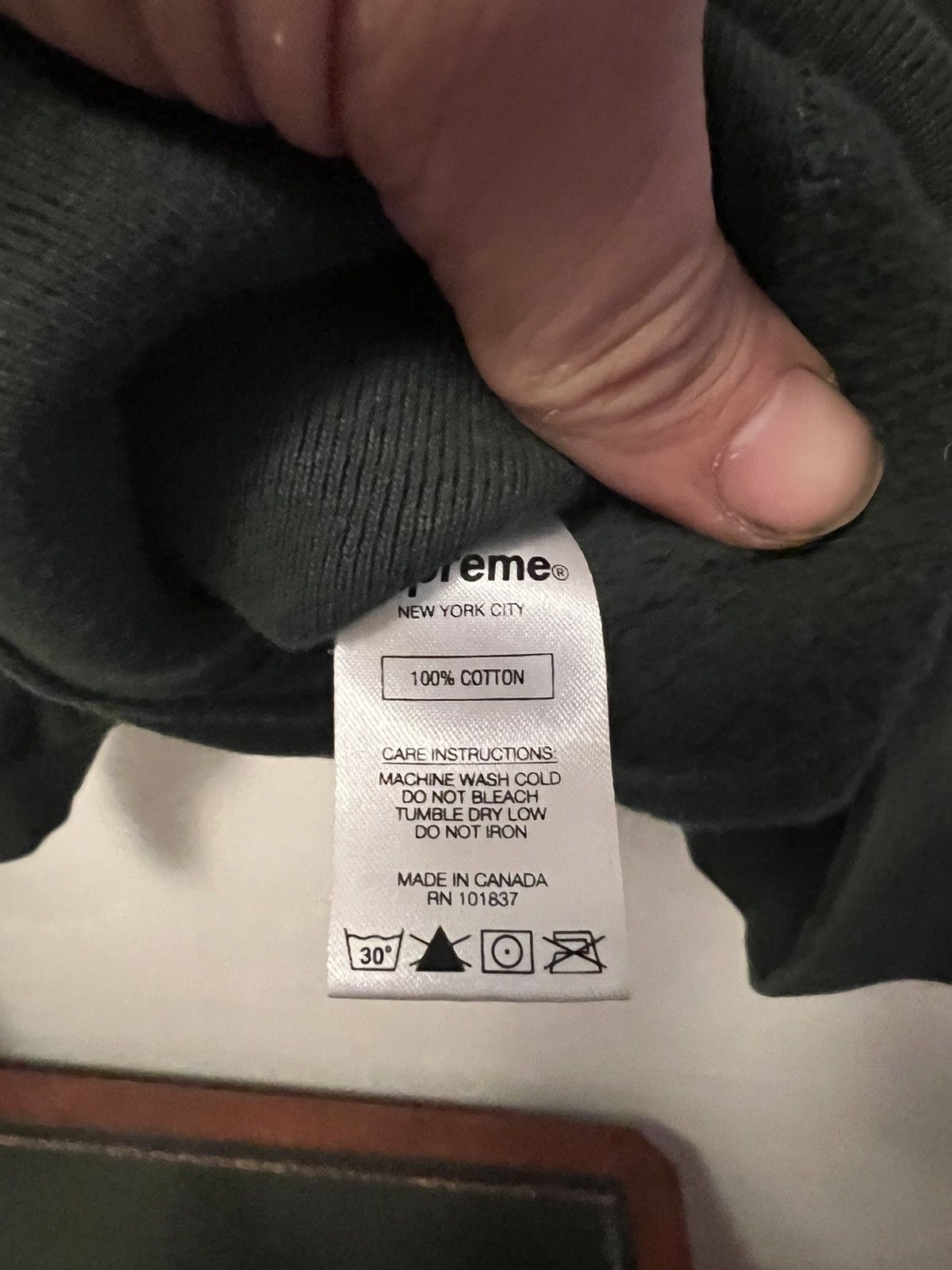 Supreme Supreme Gonz logo hoodie Size US L / EU 52-54 / 3 - 10 Thumbnail