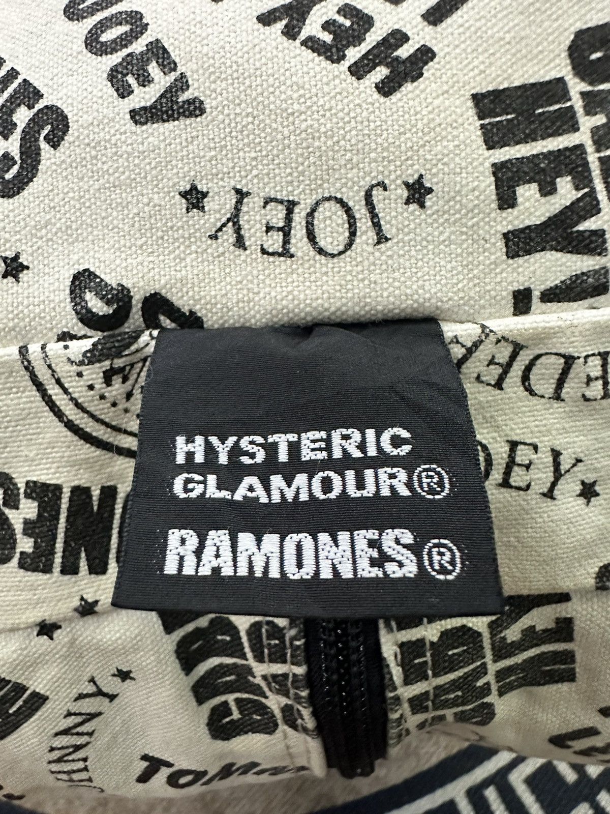 Hysteric Glamour HYSTERIC GLAMOUR X RAMONES FUFFLE BAG Size ONE SIZE - 12 Thumbnail