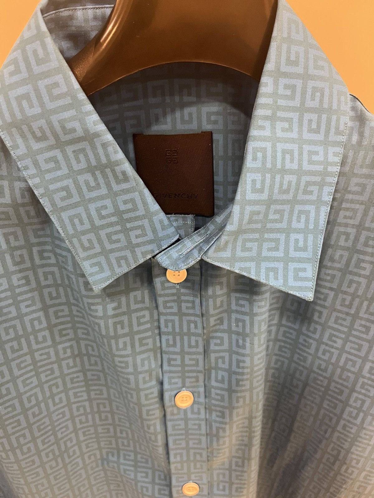 Givenchy 4G monogram print short sleeve shirt Size US M / EU 48-50 / 2 - 24 Thumbnail