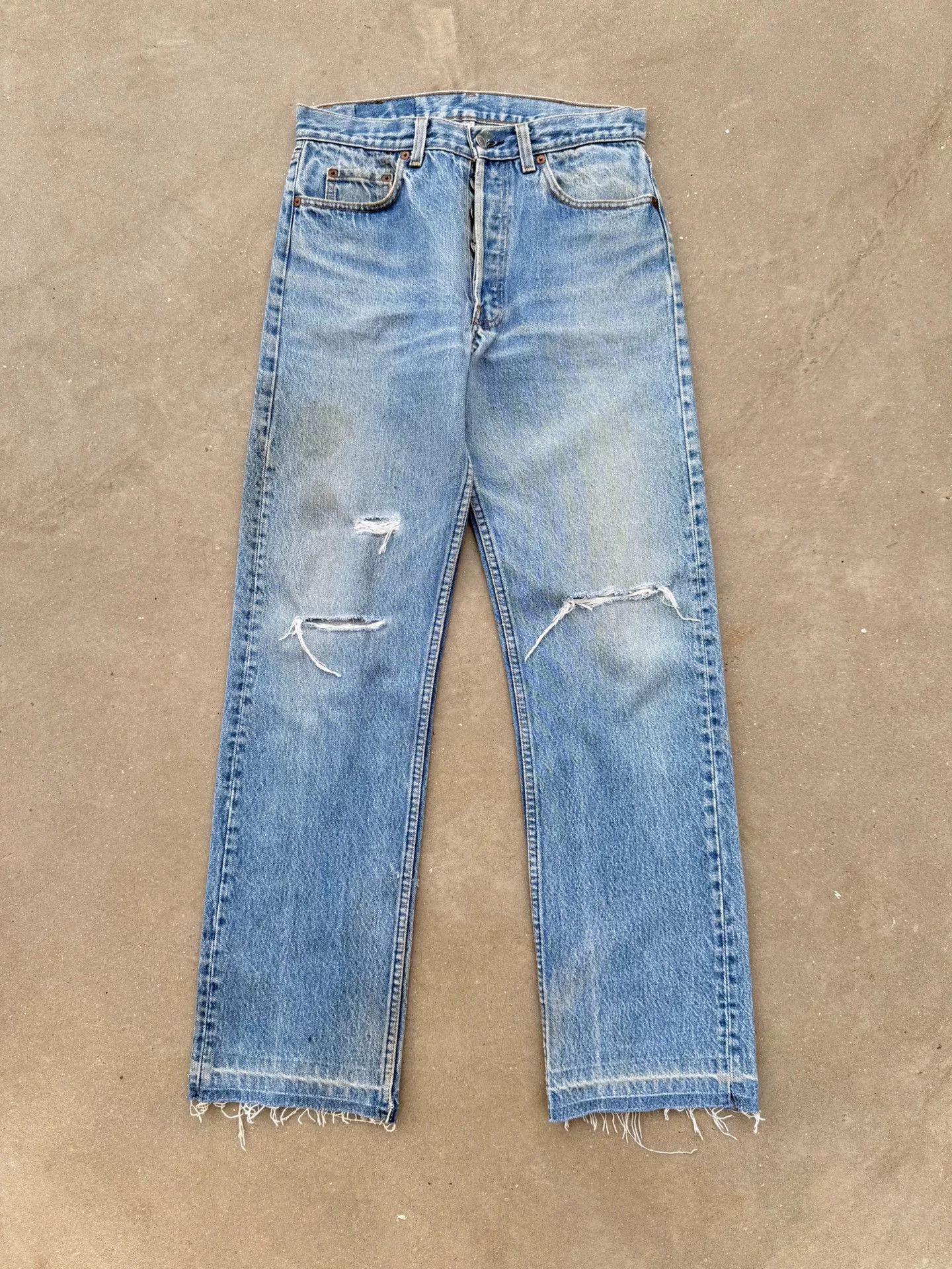 Vintage Vintage 90s Levis 501 Jeans Size US 31 - 1 Thumbnail