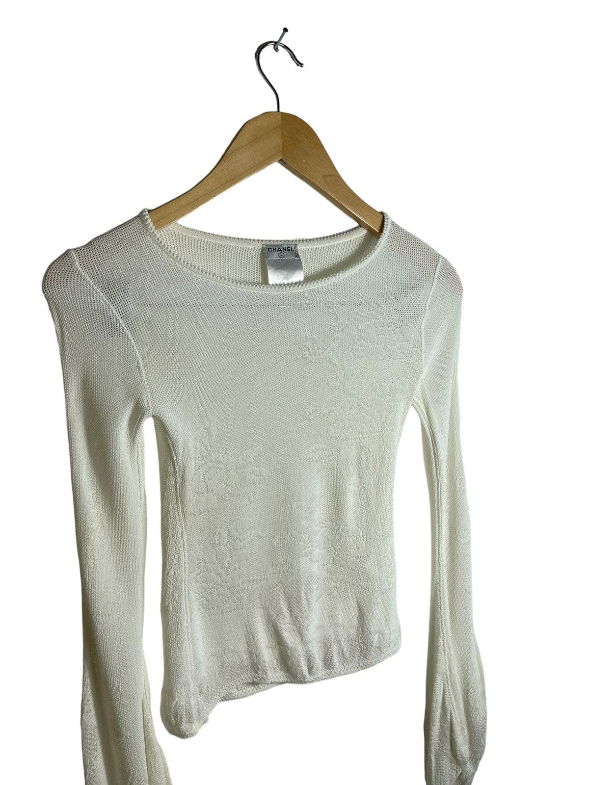 Chanel × Vintage Chanel Camelia flower Knitwear long sleeve crop tops Size XXS / US 00 / IT 34 - 4 Thumbnail
