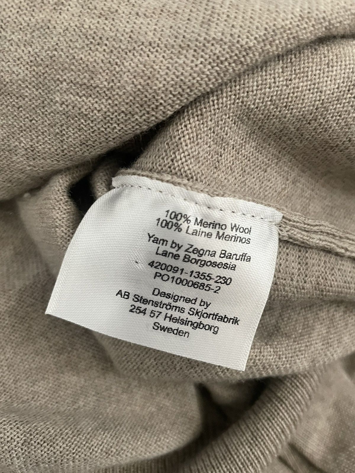 Strenstroms Merino Wool V-Neck Neck Sweater Size US XL / EU 56 / 4 - 4 Thumbnail