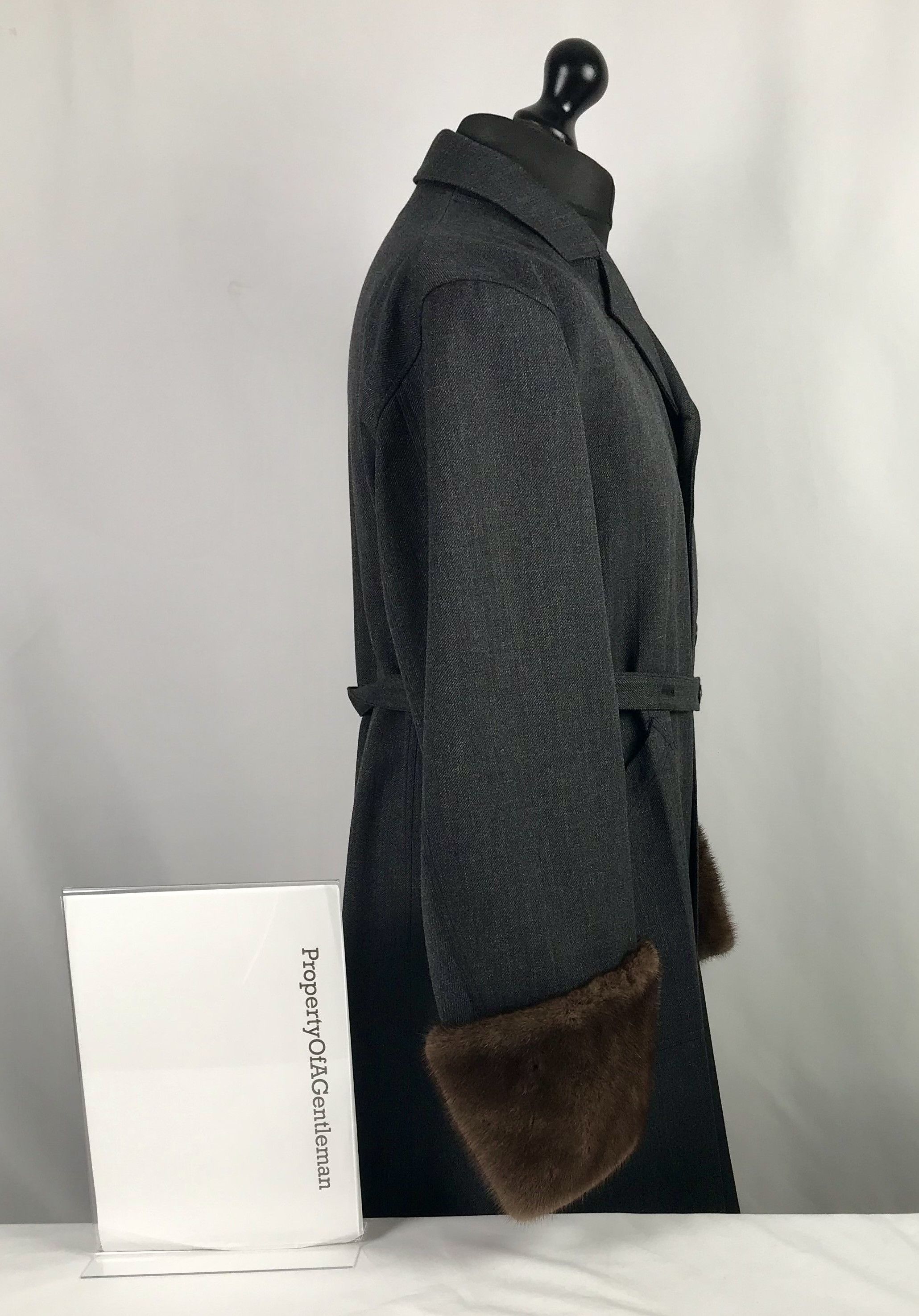 Gucci Long Gucci Coat With Fur Cuffs Size US M / EU 48-50 / 2 - 2 Thumbnail