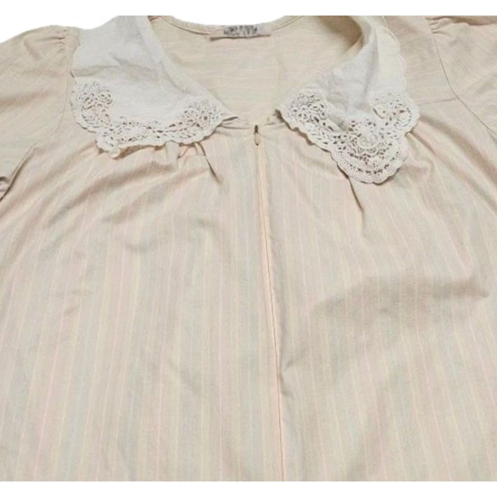 Vintage VINTAGE Komar House Dress Shirt Womens Medium Pink Lace Collar Cotton Blend USA Cottagecore Nightgown Long Sleeve Size M / US 6-8 / IT 42-44 - 3 Thumbnail